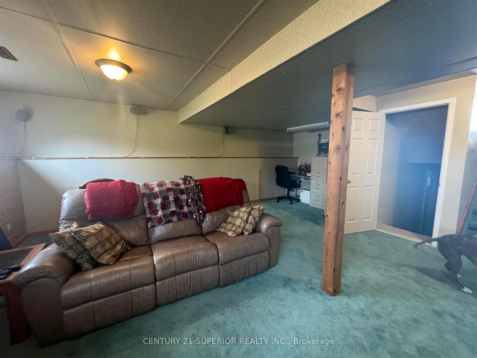 Photo 25 of 40 Van Horne Crescent, Marathon — HOMEH