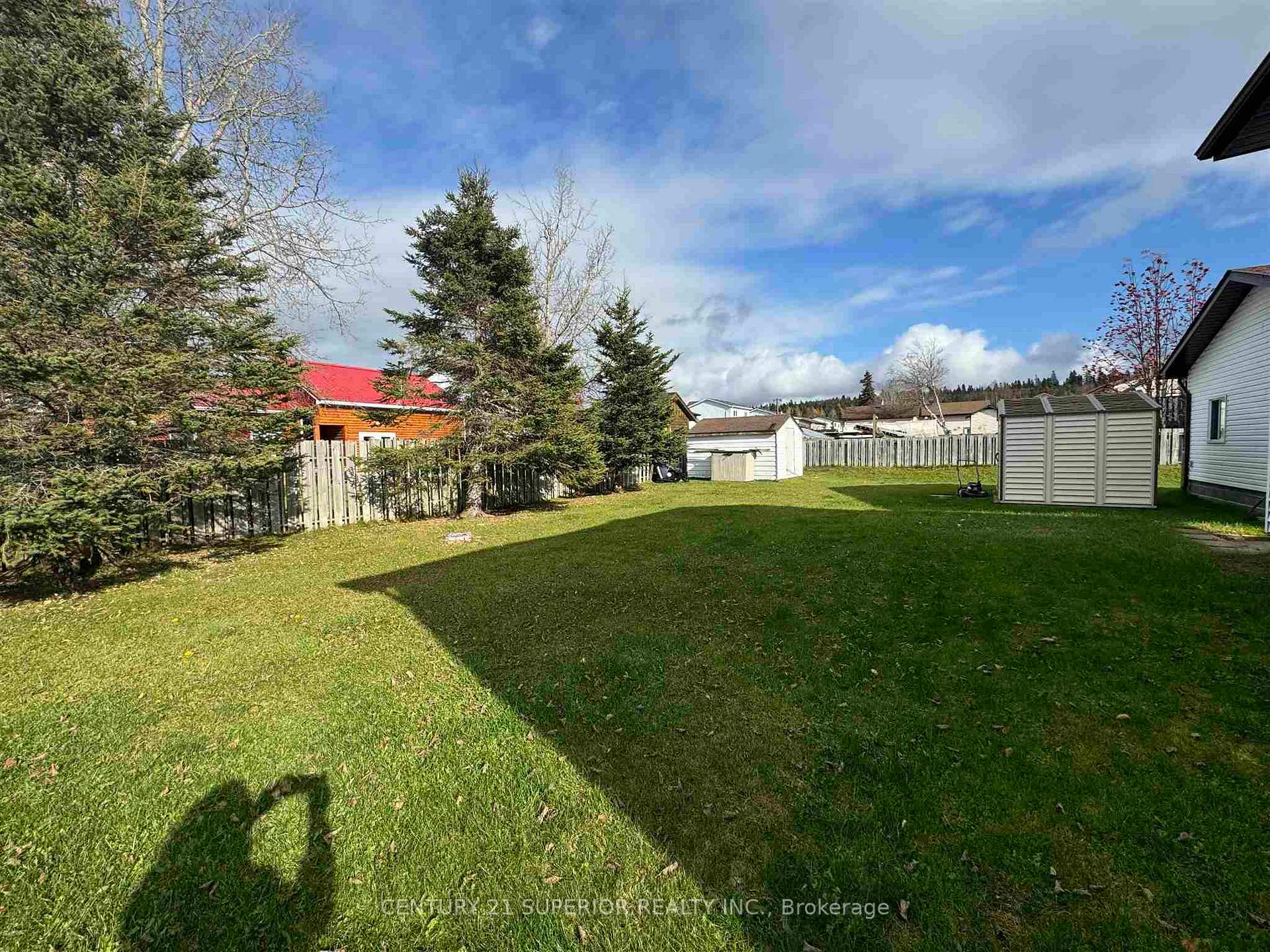 Photo 39 of 40 Van Horne Crescent, Marathon — HOMEH