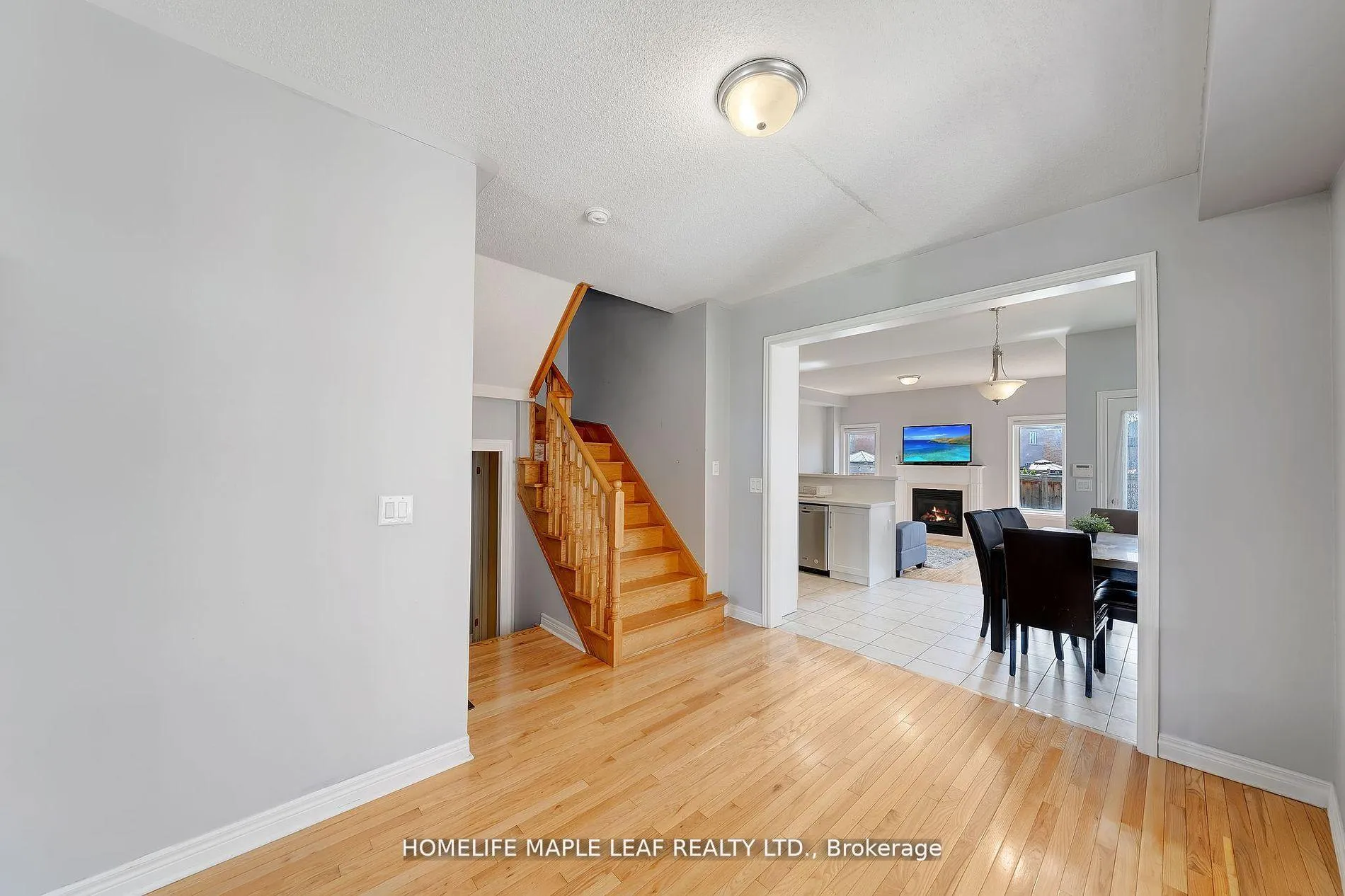 Photo 4 of 56 Pomell Trail, Brampton, Bram East — HOMEH