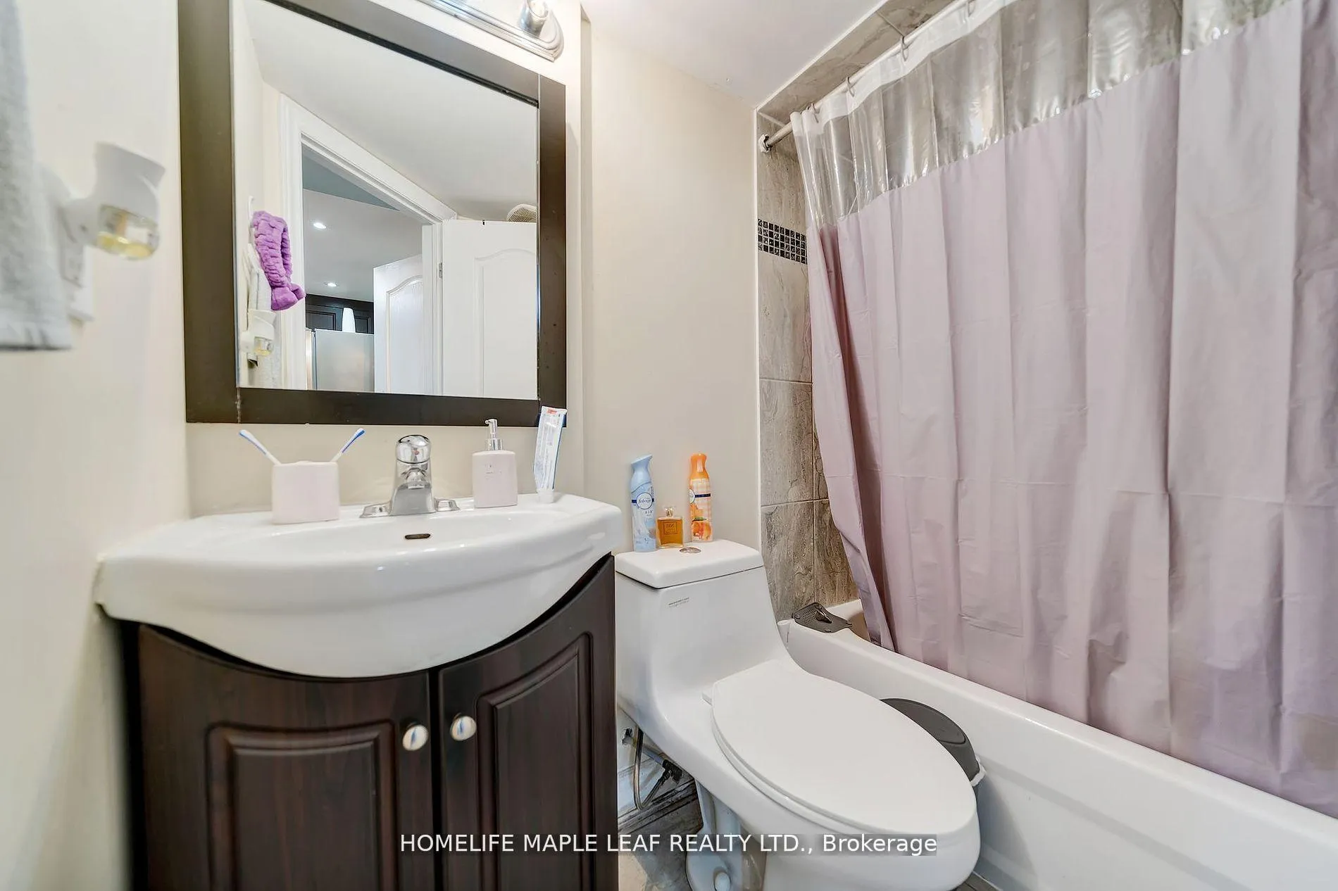 Photo 28 of 56 Pomell Trail, Brampton, Bram East — HOMEH