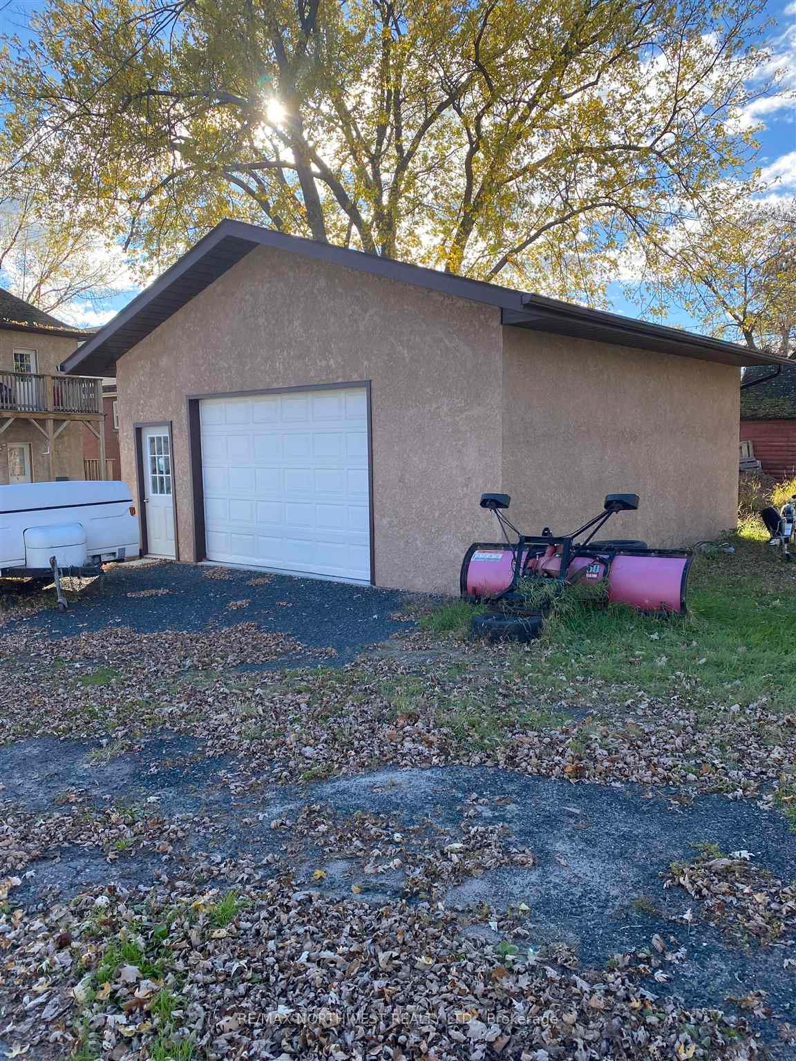 Photo 5 of 836 First Street S, Kenora, Central — HOMEH