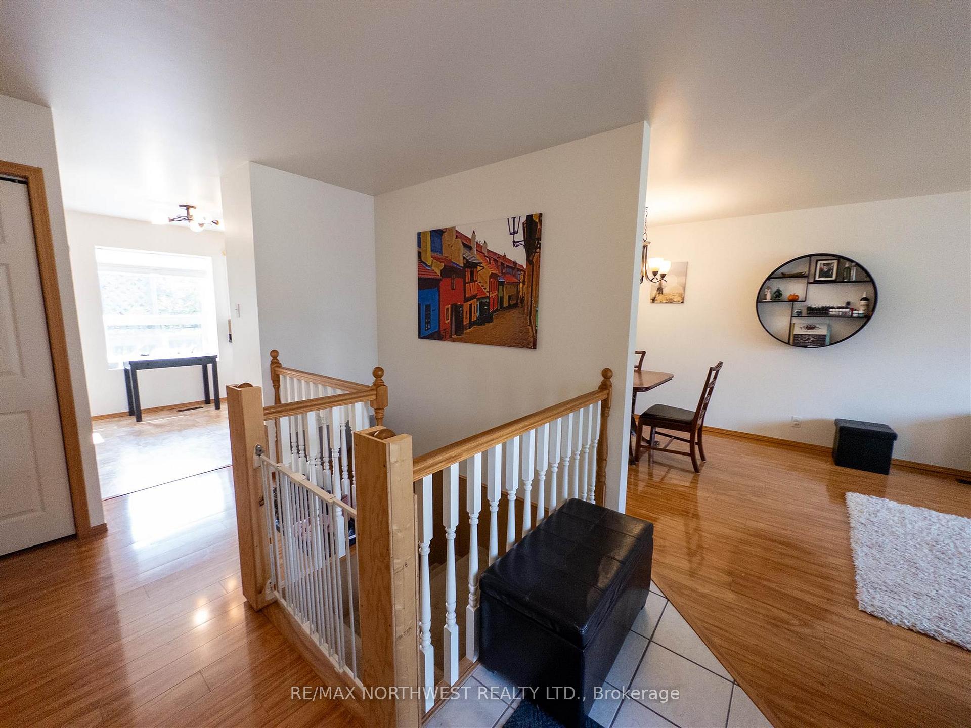 Photo 3 of 9 Woodfield Drive, Kenora, South Park Estate — HOMEH