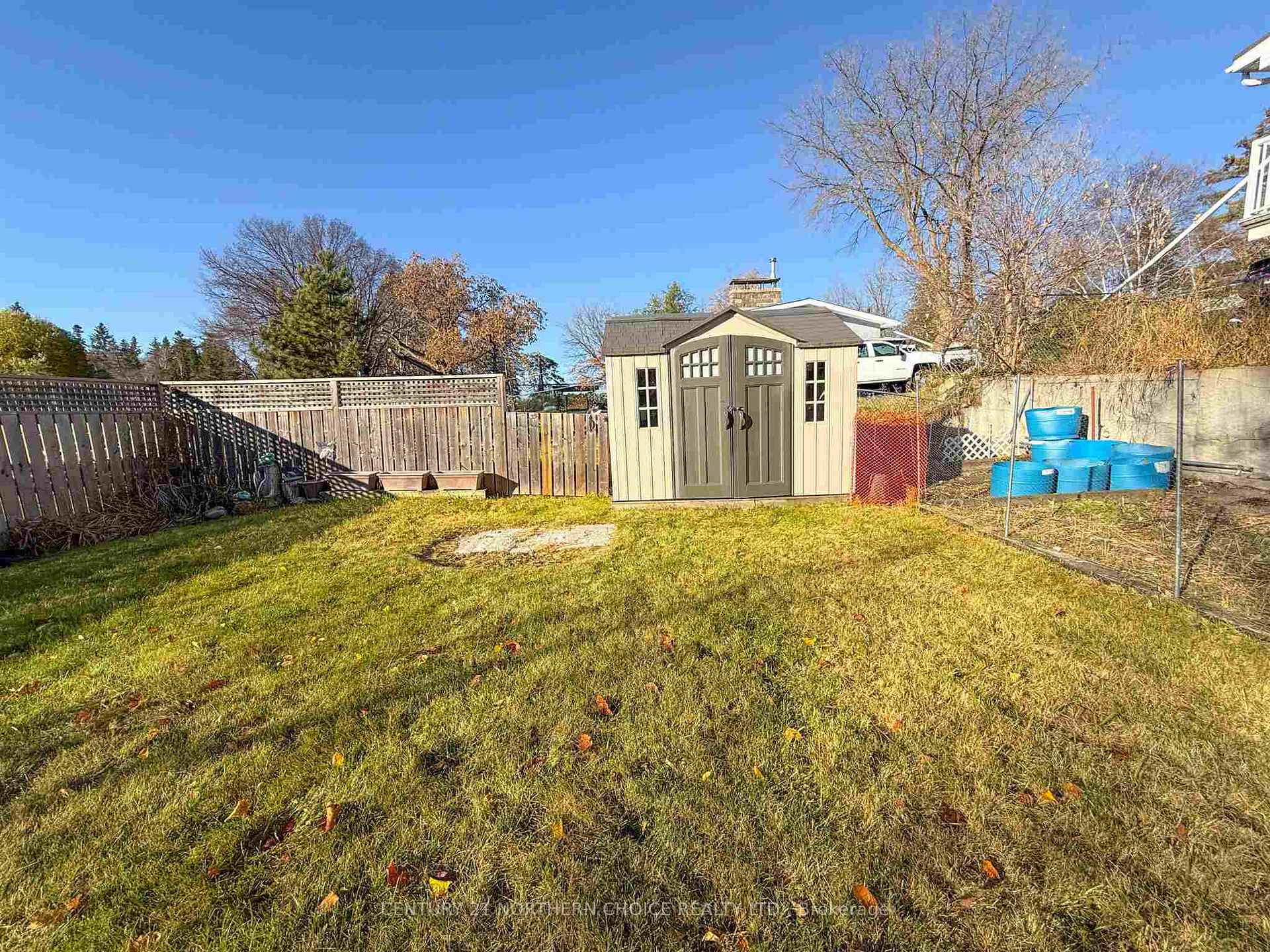 Photo 25 of 856 Fourth Avenue South, Kenora, Lakeside — HOMEH