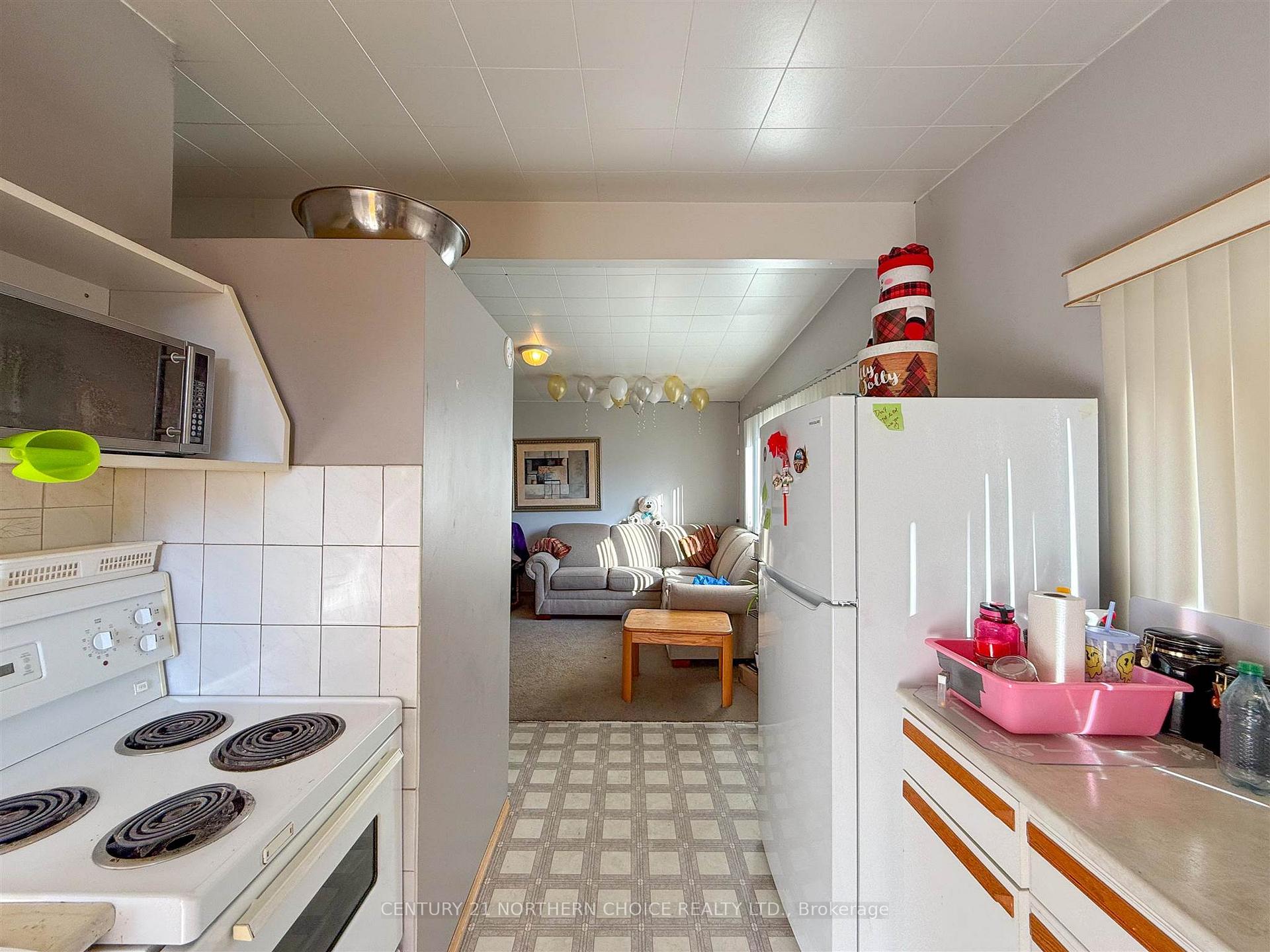 Photo 30 of 856 Fourth Avenue South, Kenora, Lakeside — HOMEH