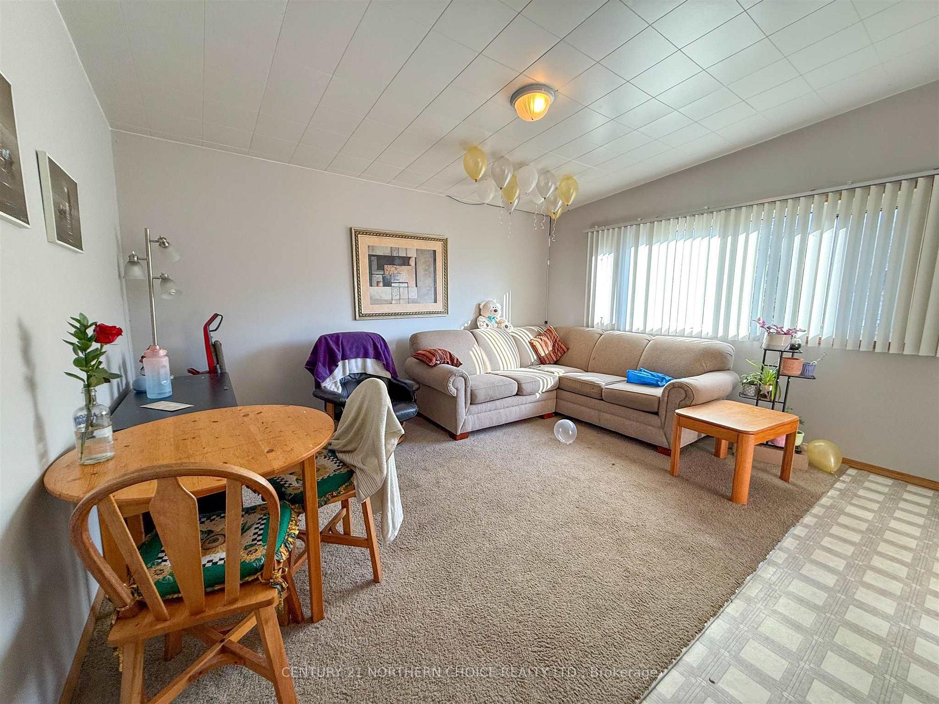 Photo 33 of 856 Fourth Avenue South, Kenora, Lakeside — HOMEH