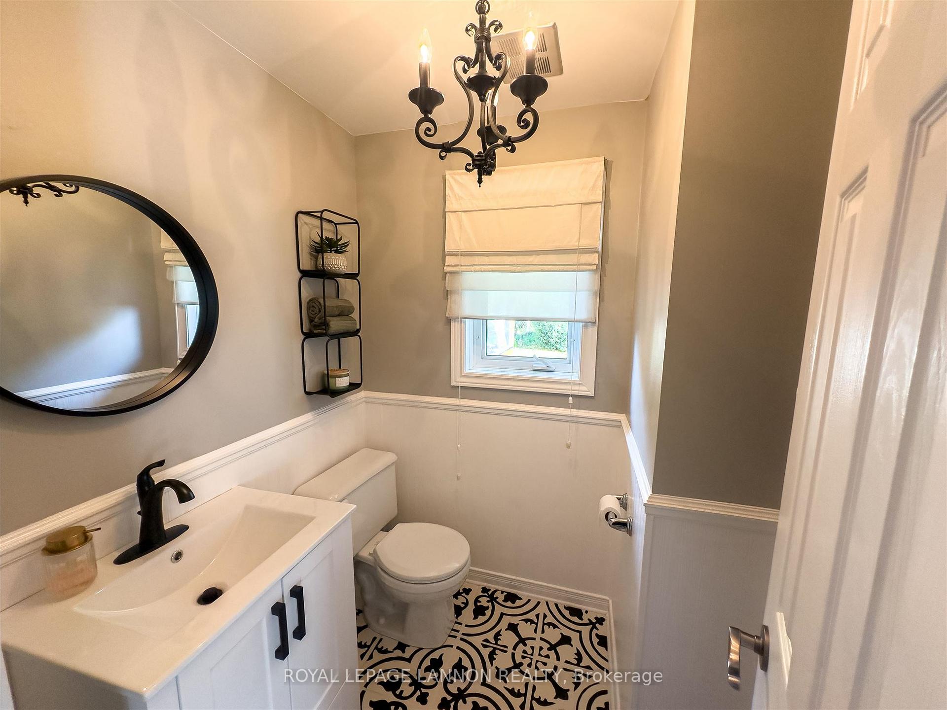 Photo 10 of 214 Centennial Drive, Greenstone — HOMEH
