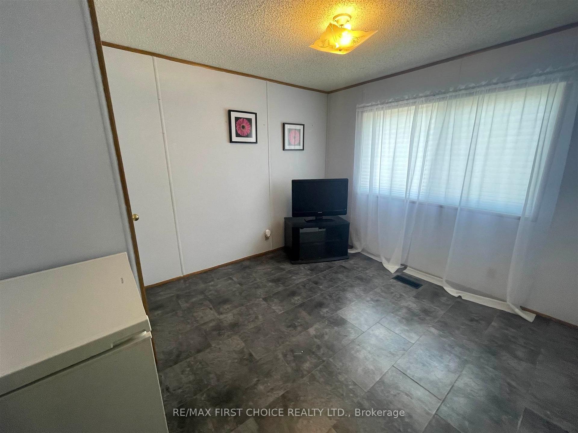 Photo 11 of 638 McGogy Road, Kenora Remote Area, Oxdrift — HOMEH