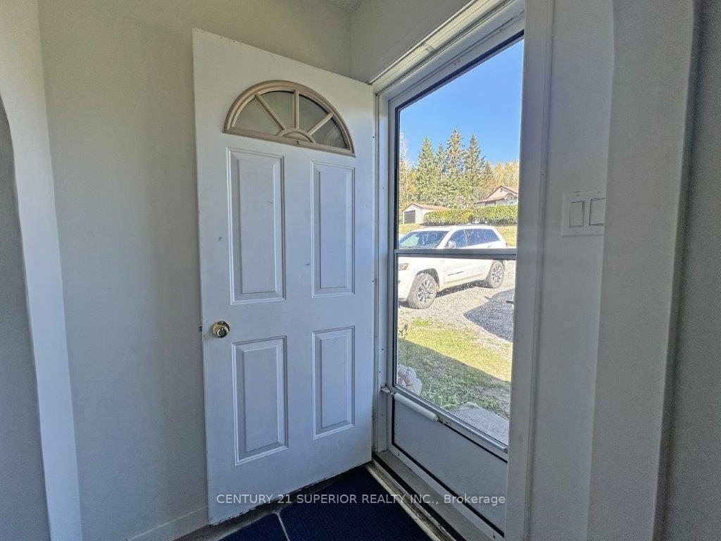 Photo 3 of 124 Seventh Street, Nipigon — HOMEH