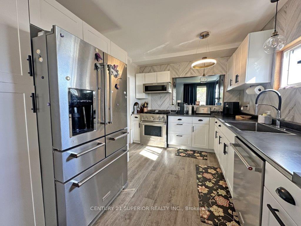 Photo 15 of 124 Seventh Street, Nipigon — HOMEH