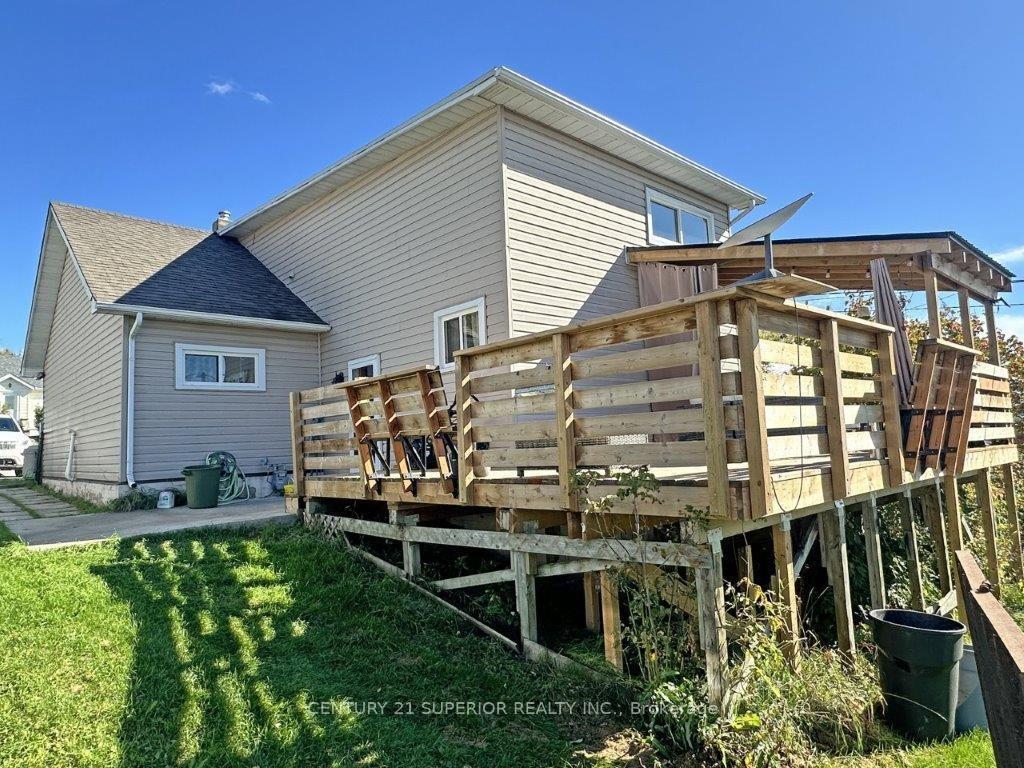 Photo 41 of 124 Seventh Street, Nipigon — HOMEH