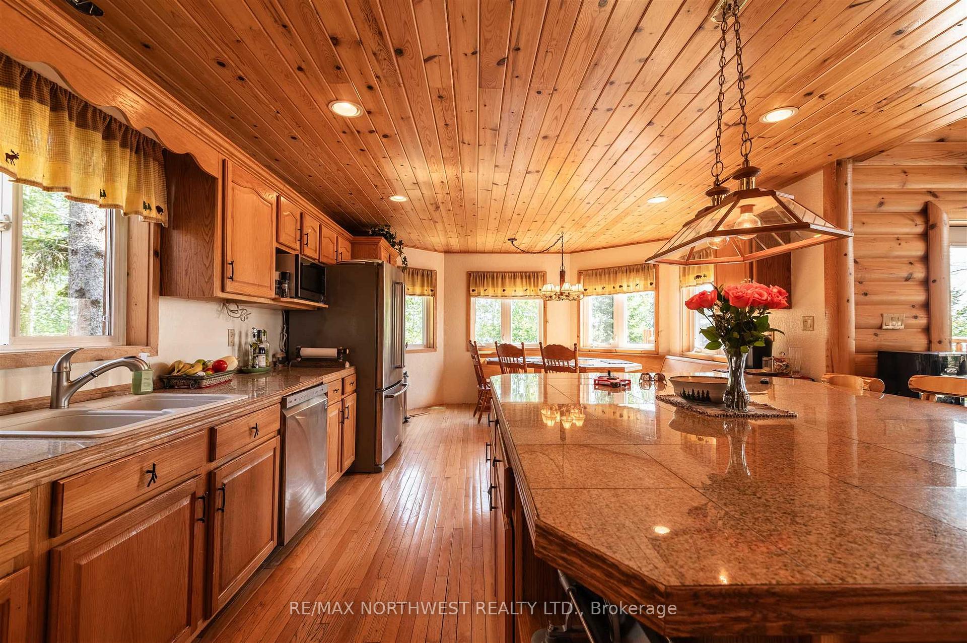 Photo 19 of 880A Cedar Point Road, Kenora Remote Area, Vermilion Bay — HOMEH