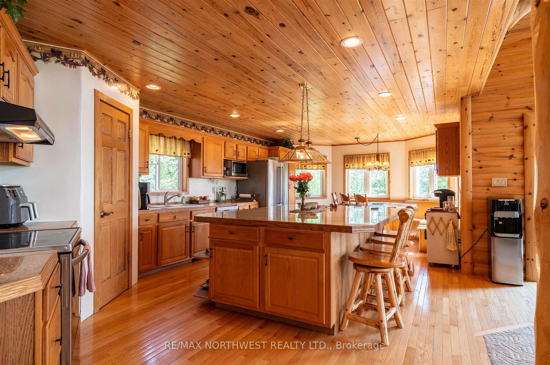 Photo 24 of 880A Cedar Point Road, Kenora Remote Area, Vermilion Bay — HOMEH