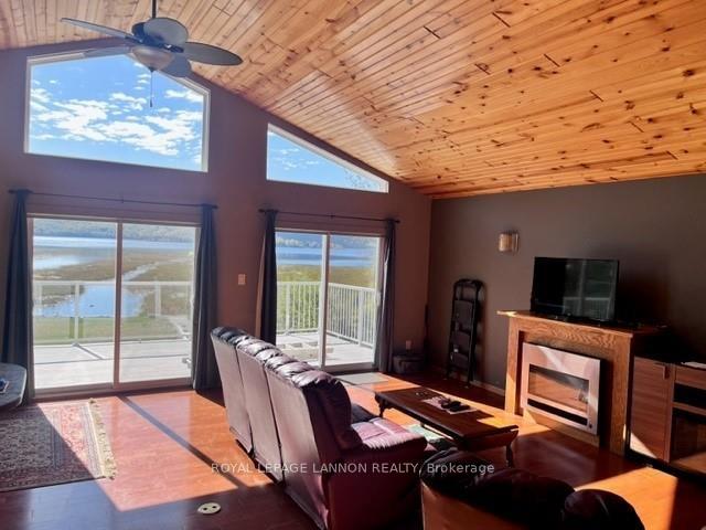 Photo 6 of 4239 McKluskey Drive, Thunder Bay Remote Area, Lybster — HOMEH