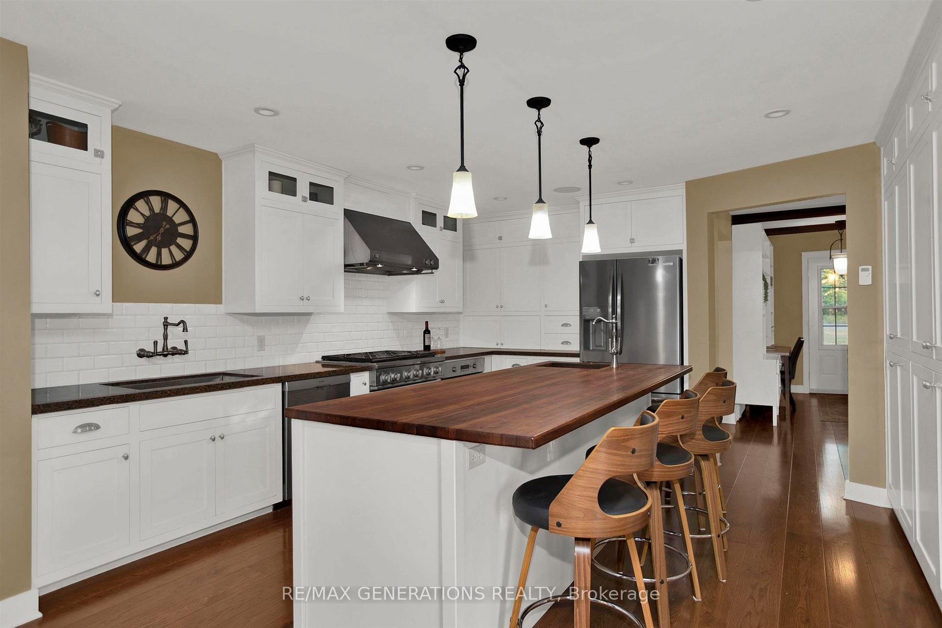 Photo 4 of 282 Mount Baldy Road, Shuniah — HOMEH