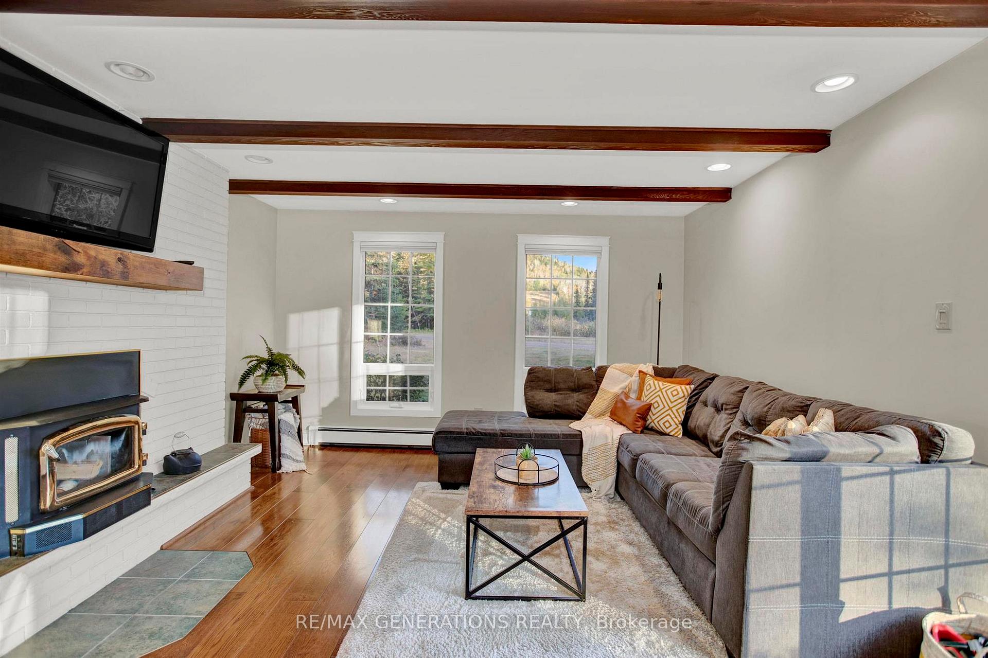 Photo 10 of 282 Mount Baldy Road, Shuniah — HOMEH