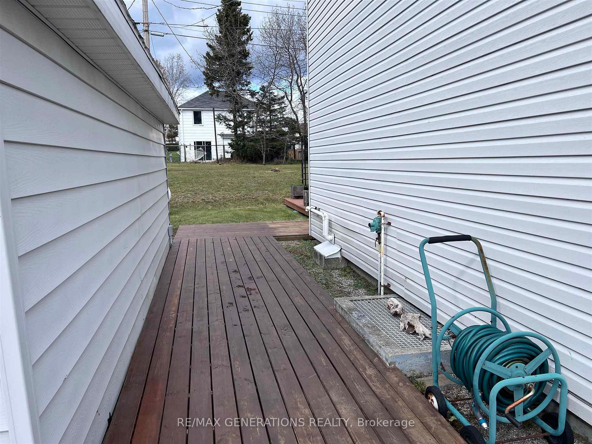 Photo 17 of 6 Stewart Street, Marathon — HOMEH