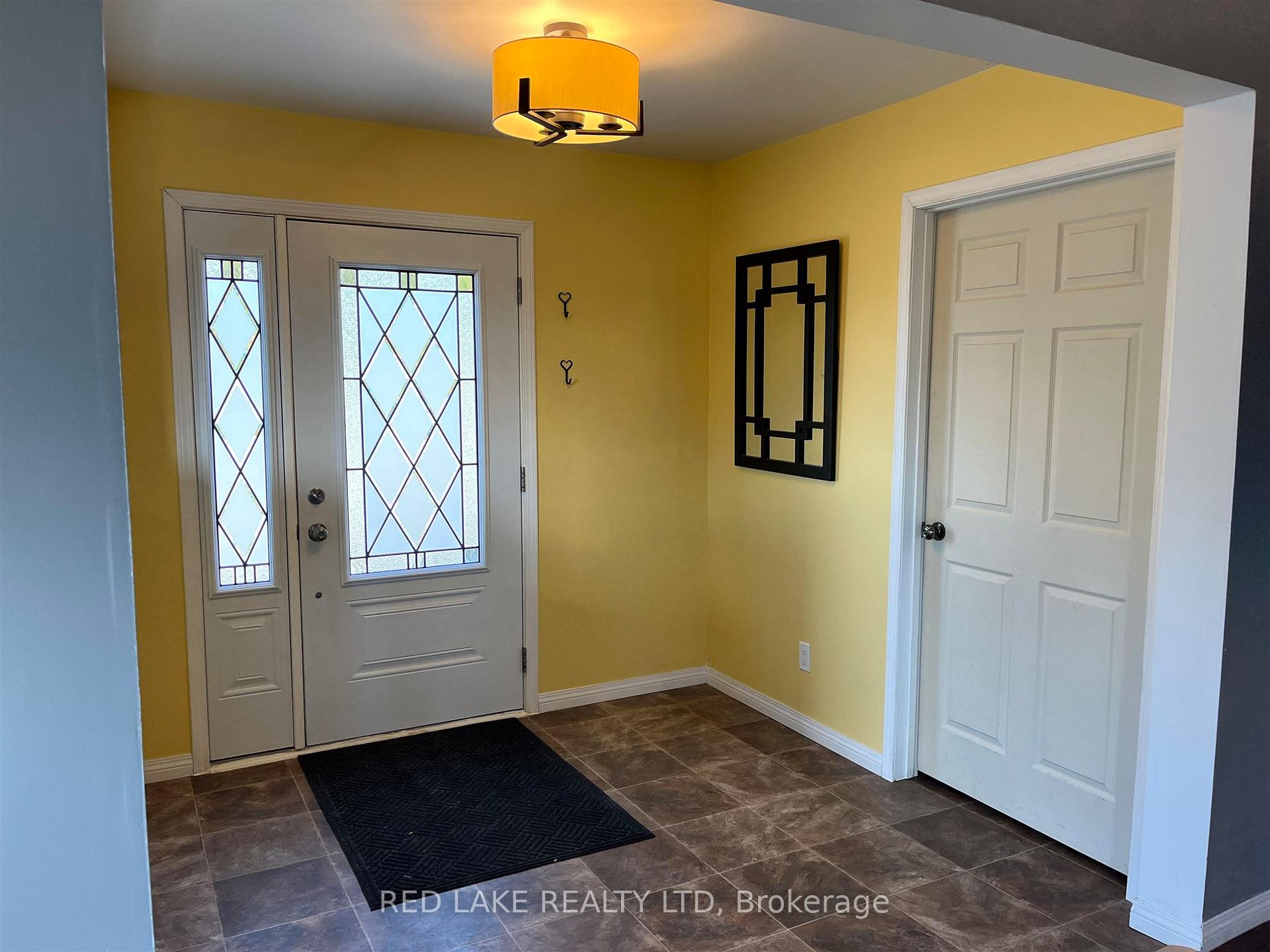Photo 7 of 288 Howey Street, Red Lake — HOMEH