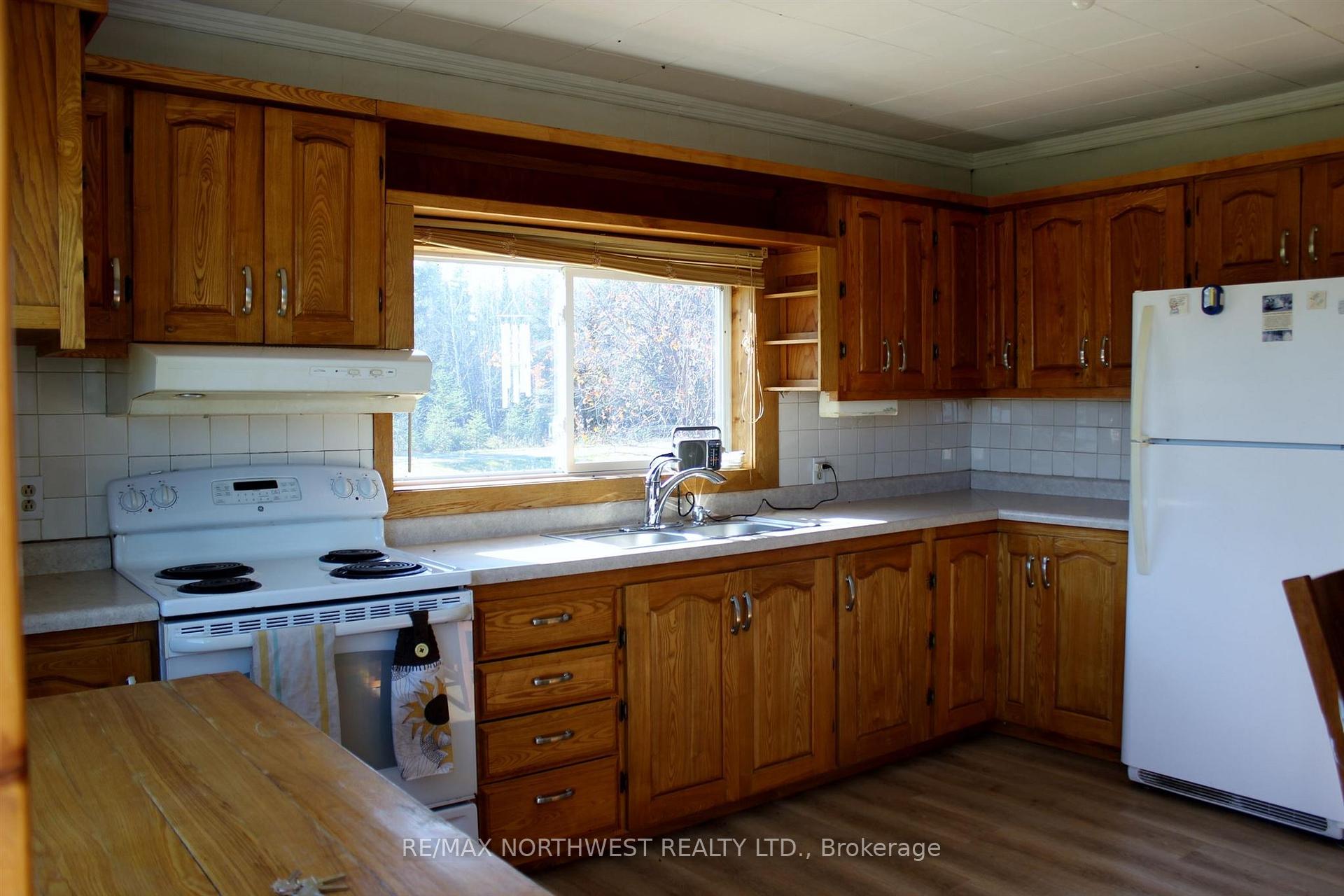 Photo 14 of 516 Berg Rd, Morley — HOMEH