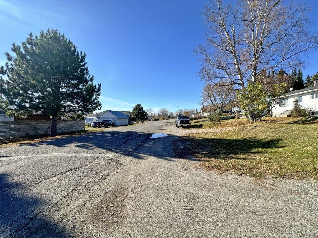 Photo 49 of 165 McKirdy Ave, Nipigon — HOMEH