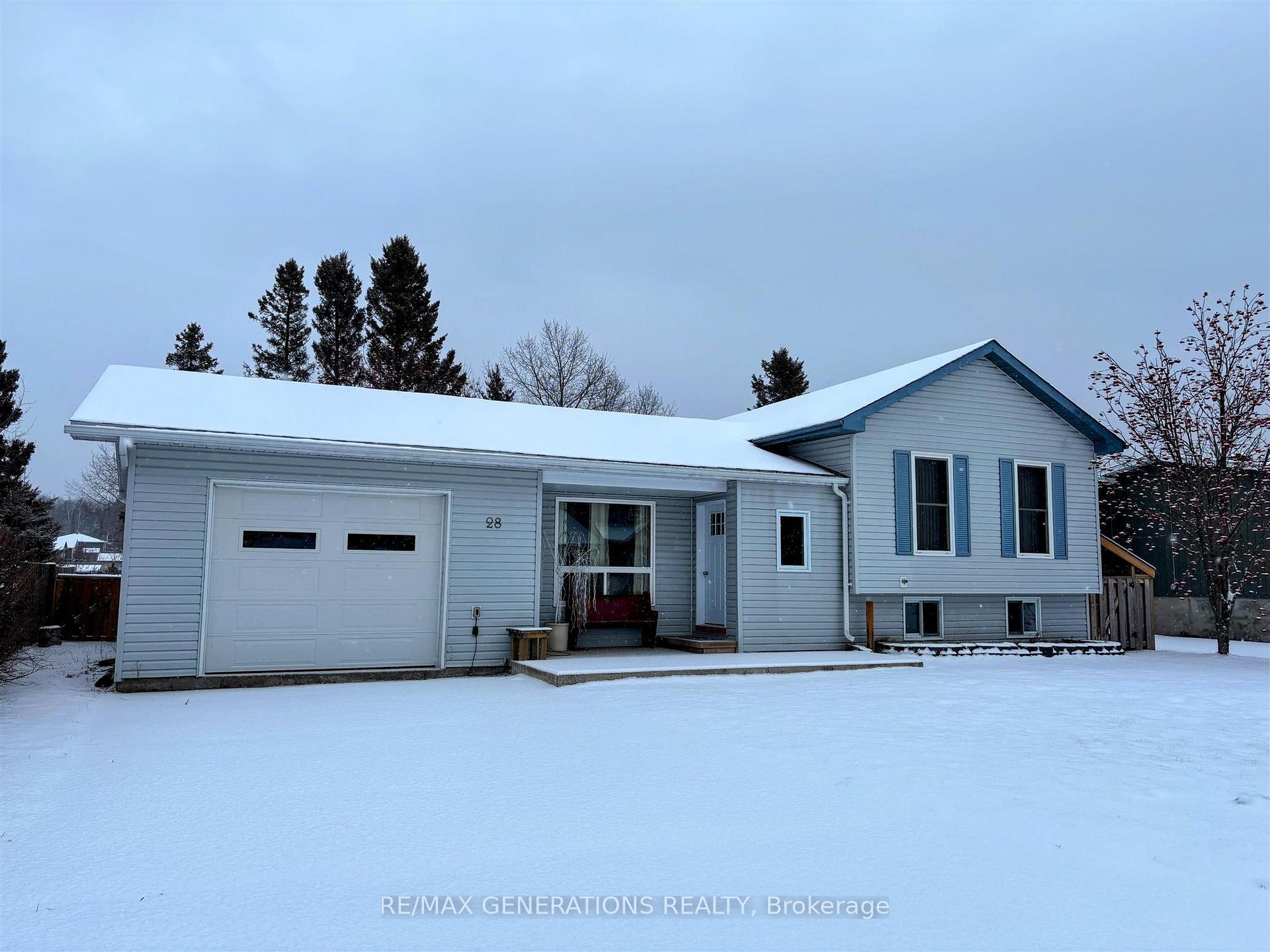 Photo 1 of 28 Michano Drive, Marathon — HOMEH
