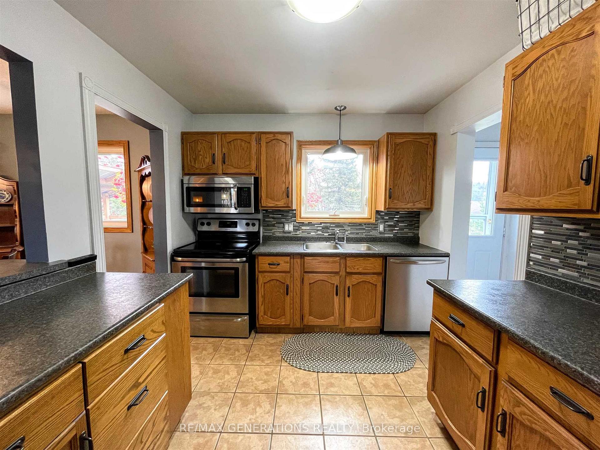 Photo 6 of 28 Michano Drive, Marathon — HOMEH