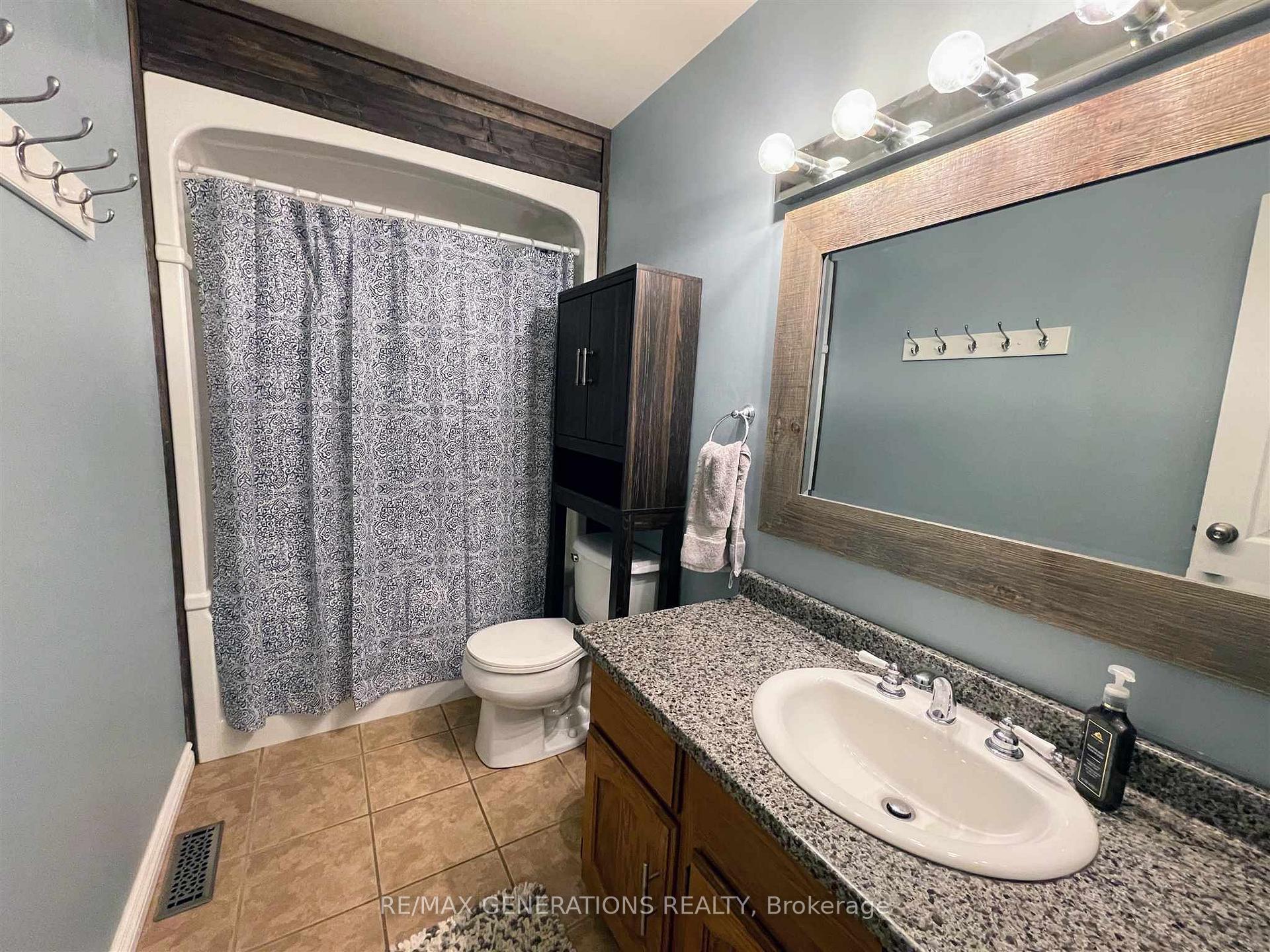 Photo 20 of 28 Michano Drive, Marathon — HOMEH