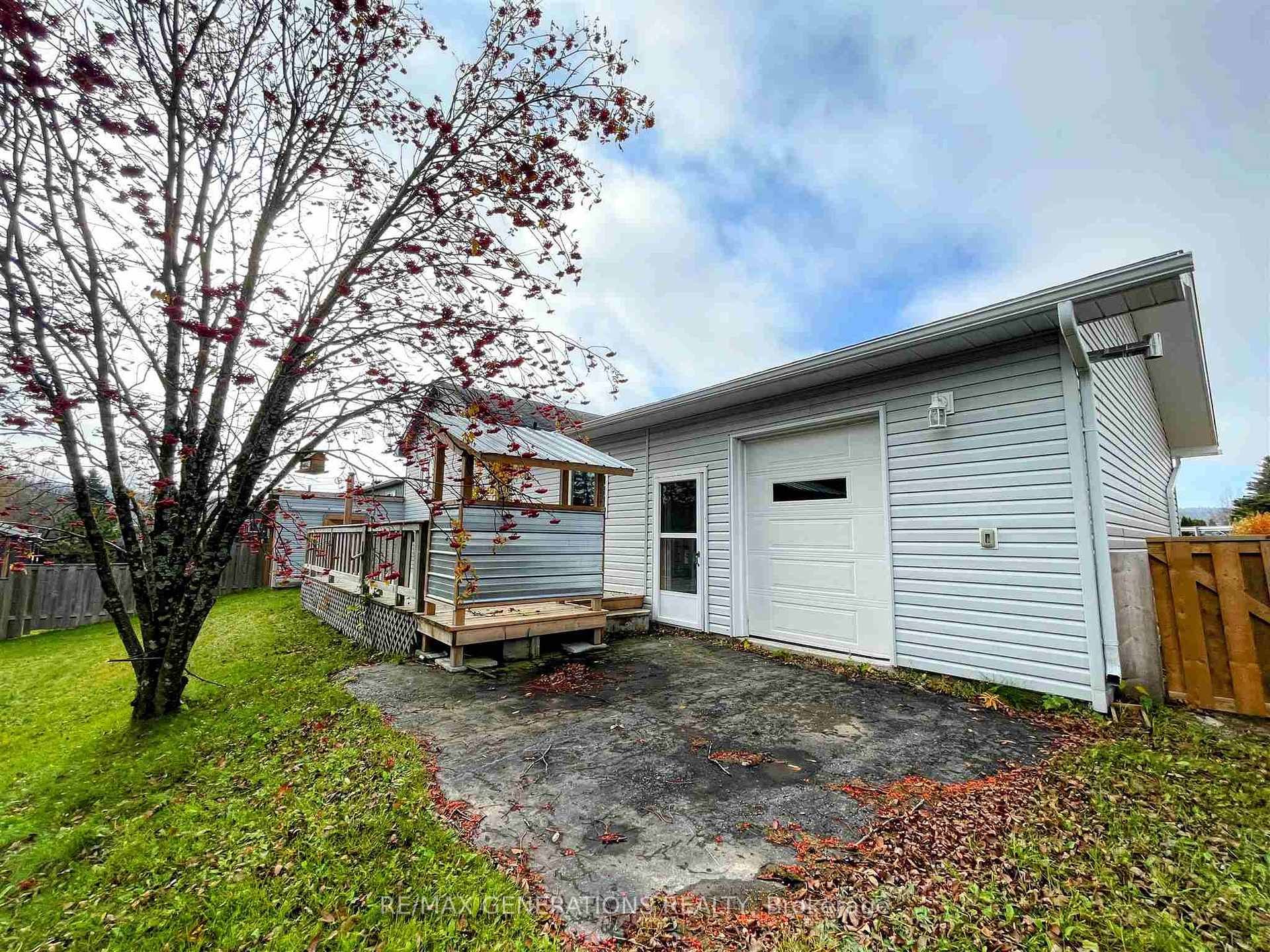 Photo 47 of 28 Michano Drive, Marathon — HOMEH