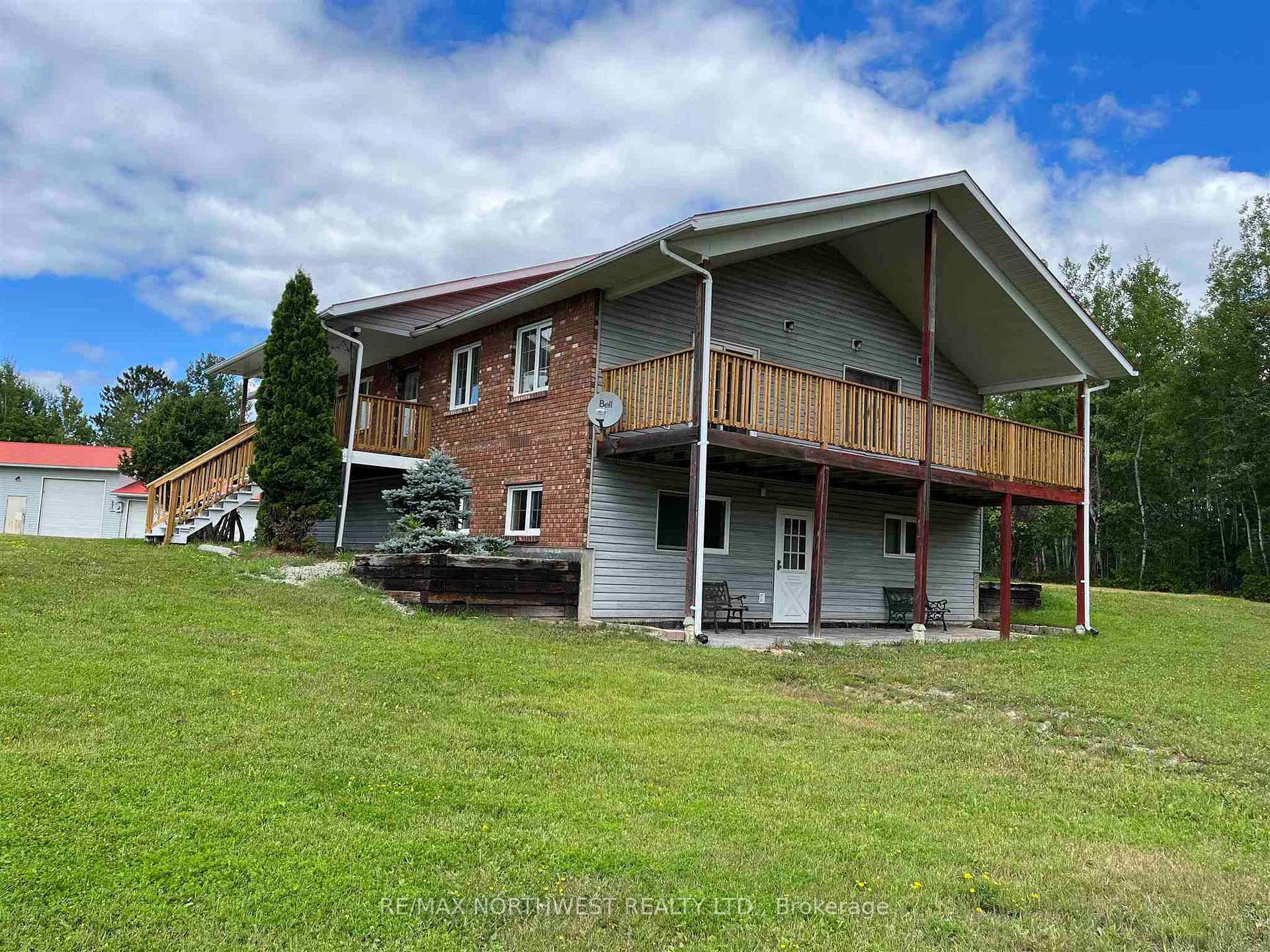 Photo 2 of 3590 Hwy 11/71, La Vallee — HOMEH