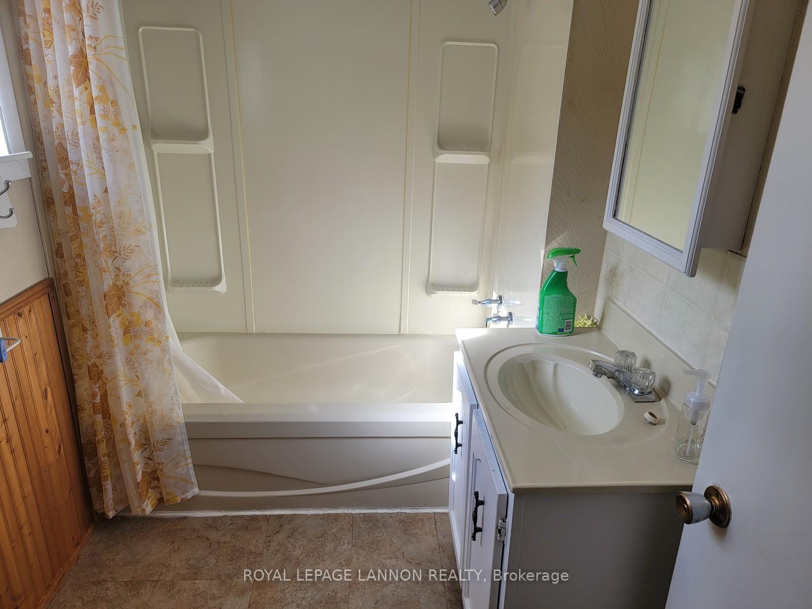 Photo 9 of 116 Isbester Drive, Schreiber — HOMEH