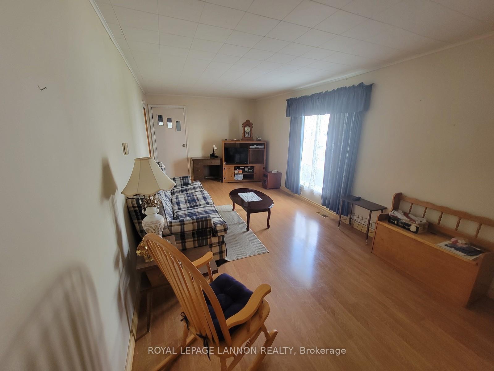 Photo 11 of 116 Isbester Drive, Schreiber — HOMEH