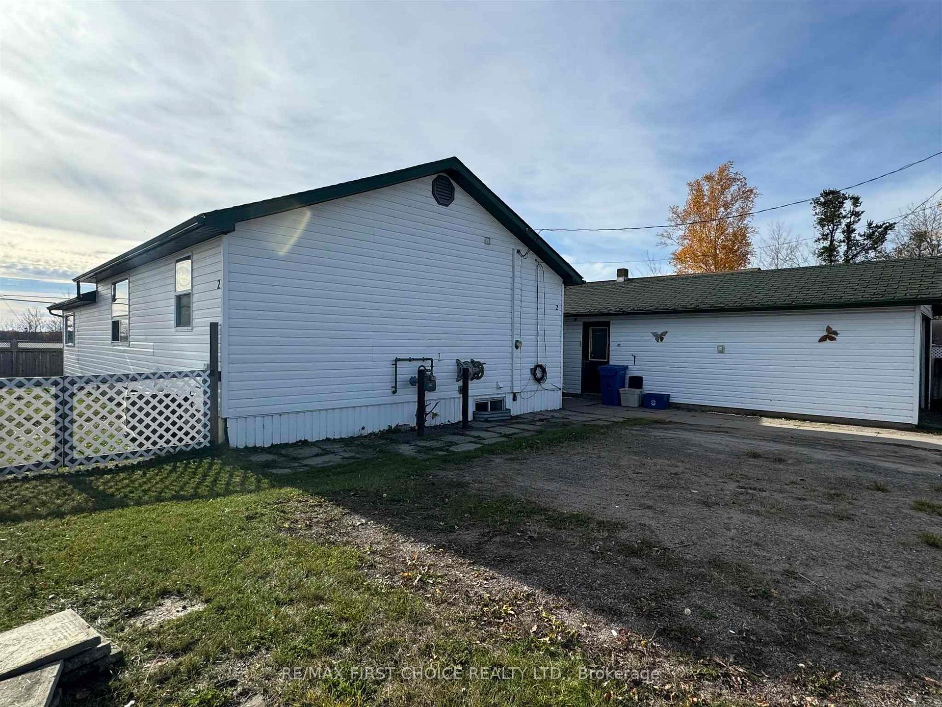 Photo 21 of 2 Murdock Street, Red Lake — HOMEH