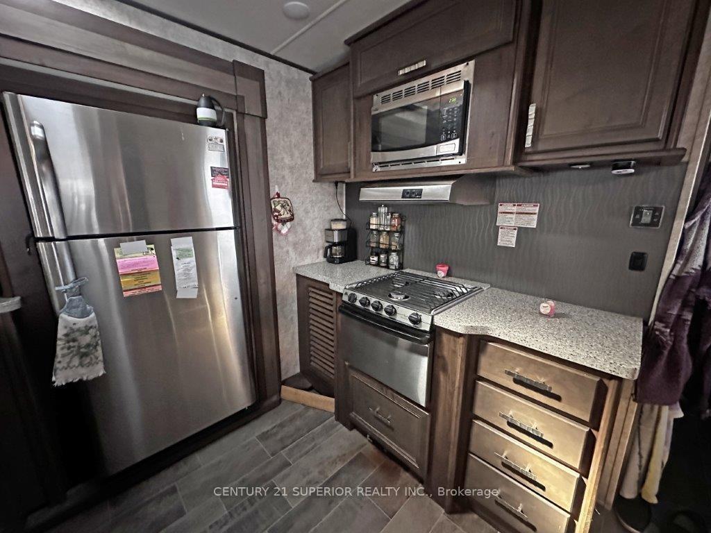 Photo 17 of 43 Memory Road, Neebing, Crooks — HOMEH