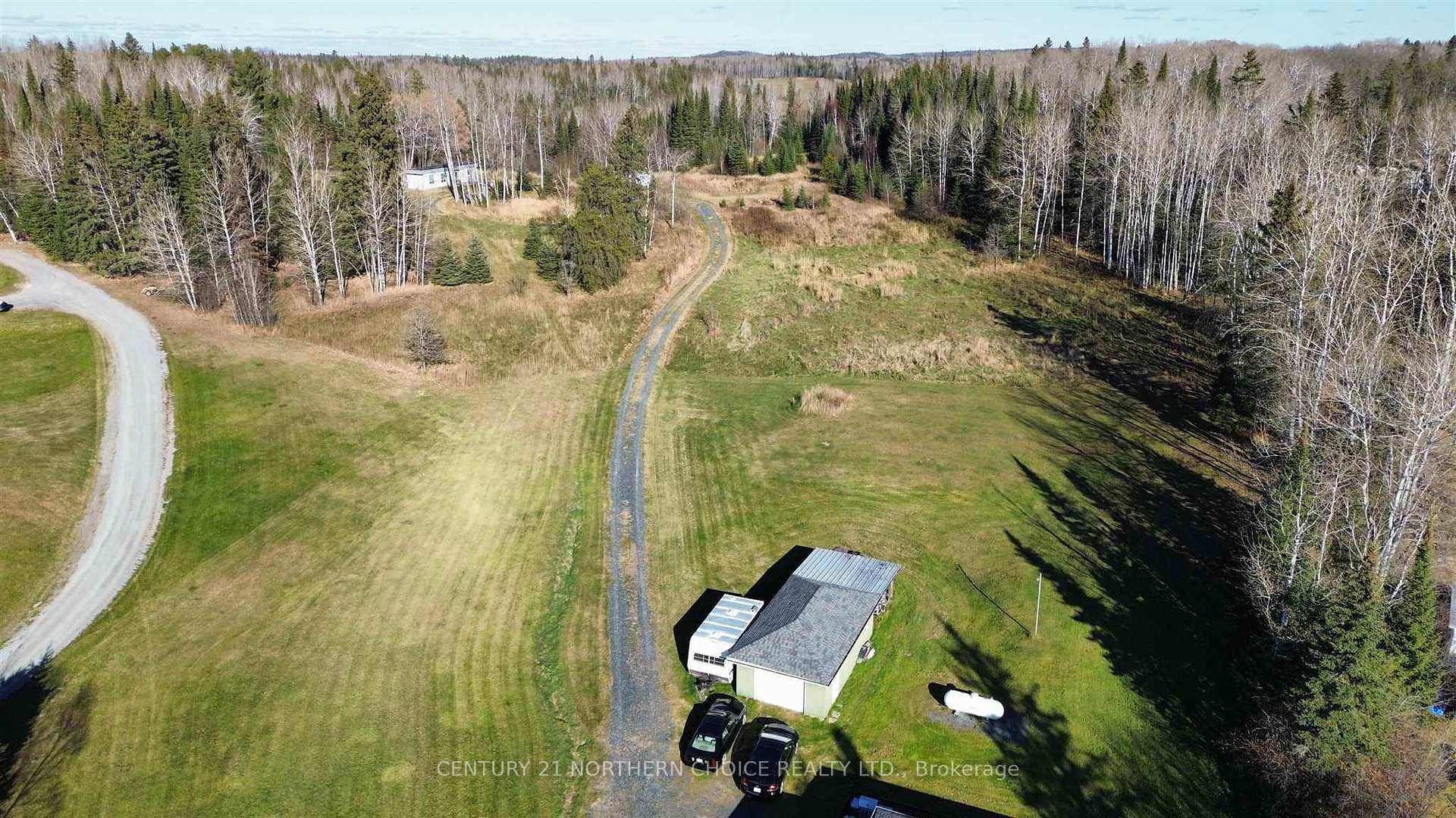 Photo 2 of 1844 17 E, Kenora, Kenora East — HOMEH