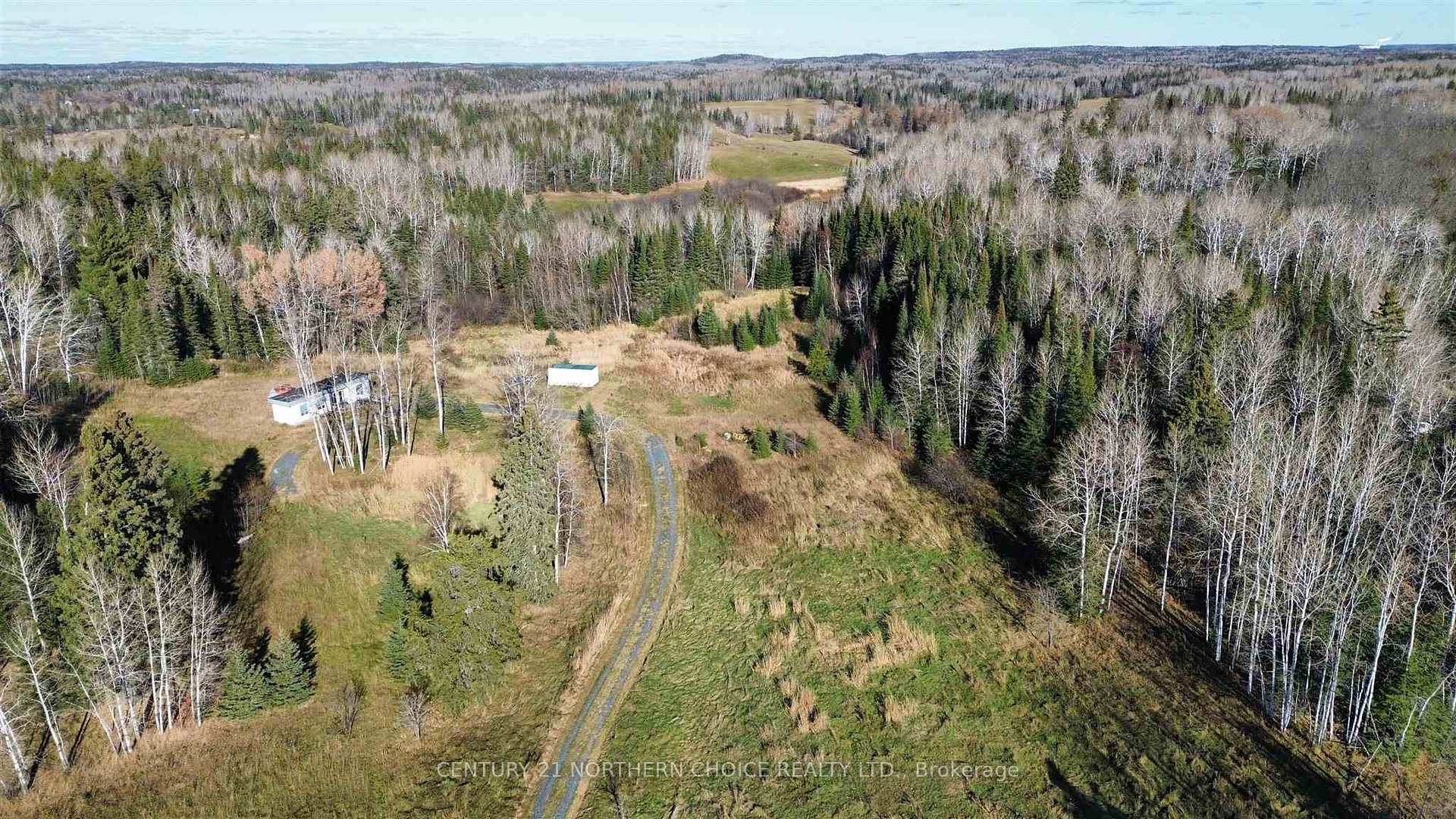Photo 4 of 1844 17 E, Kenora, Kenora East — HOMEH