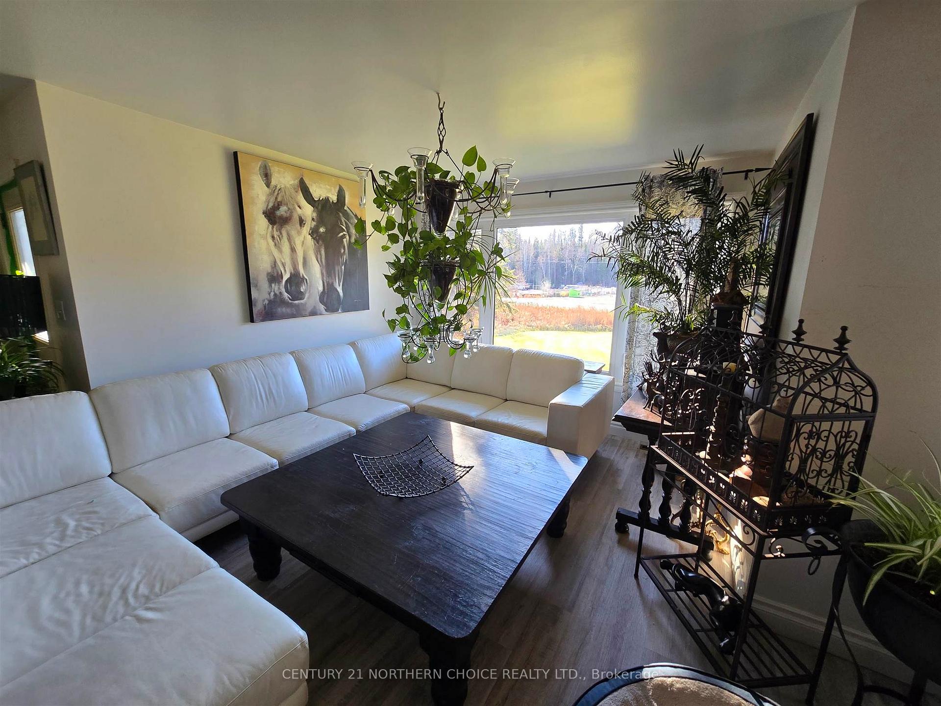 Photo 12 of 1844 17 E, Kenora, Kenora East — HOMEH