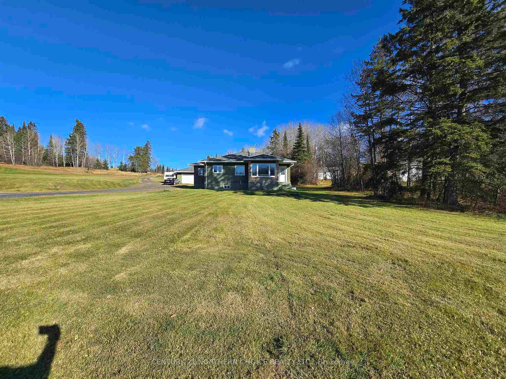 Photo 22 of 1844 17 E, Kenora, Kenora East — HOMEH