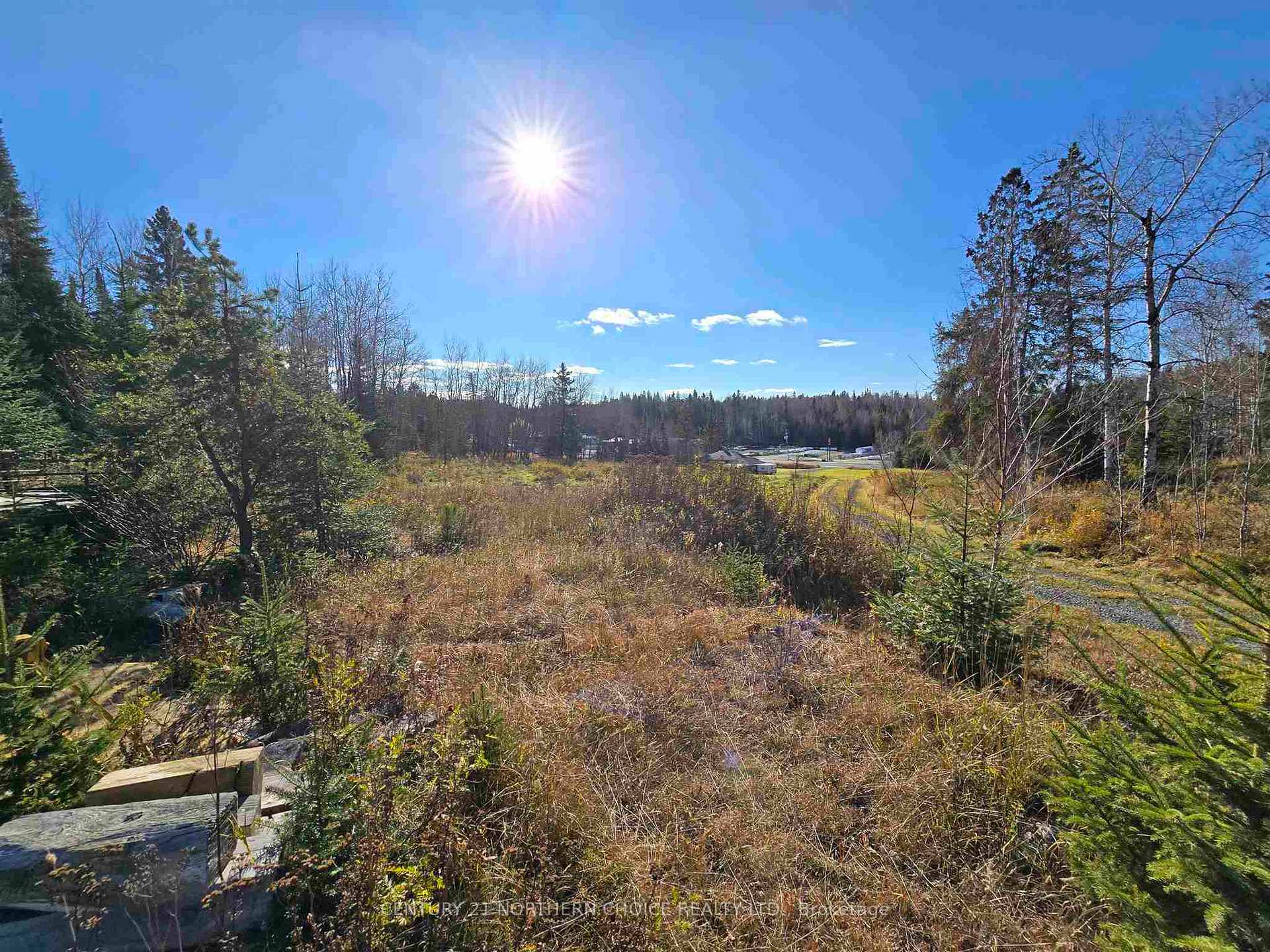 Photo 30 of 1844 17 E, Kenora, Kenora East — HOMEH