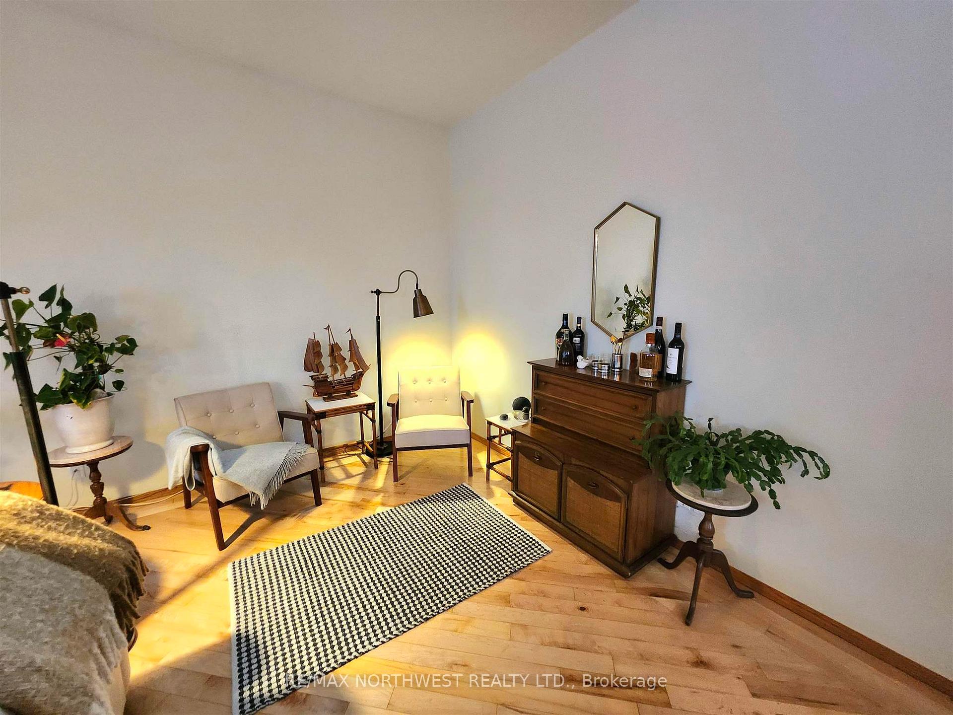 Photo 17 of 821 Seventh Avenue S, Kenora, Lakeside — HOMEH