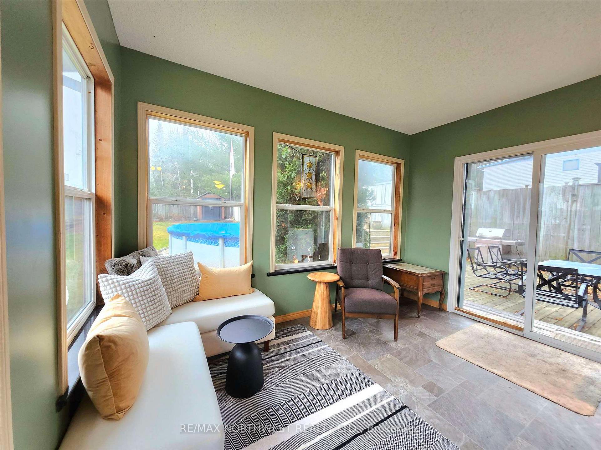 Photo 21 of 821 Seventh Avenue S, Kenora, Lakeside — HOMEH