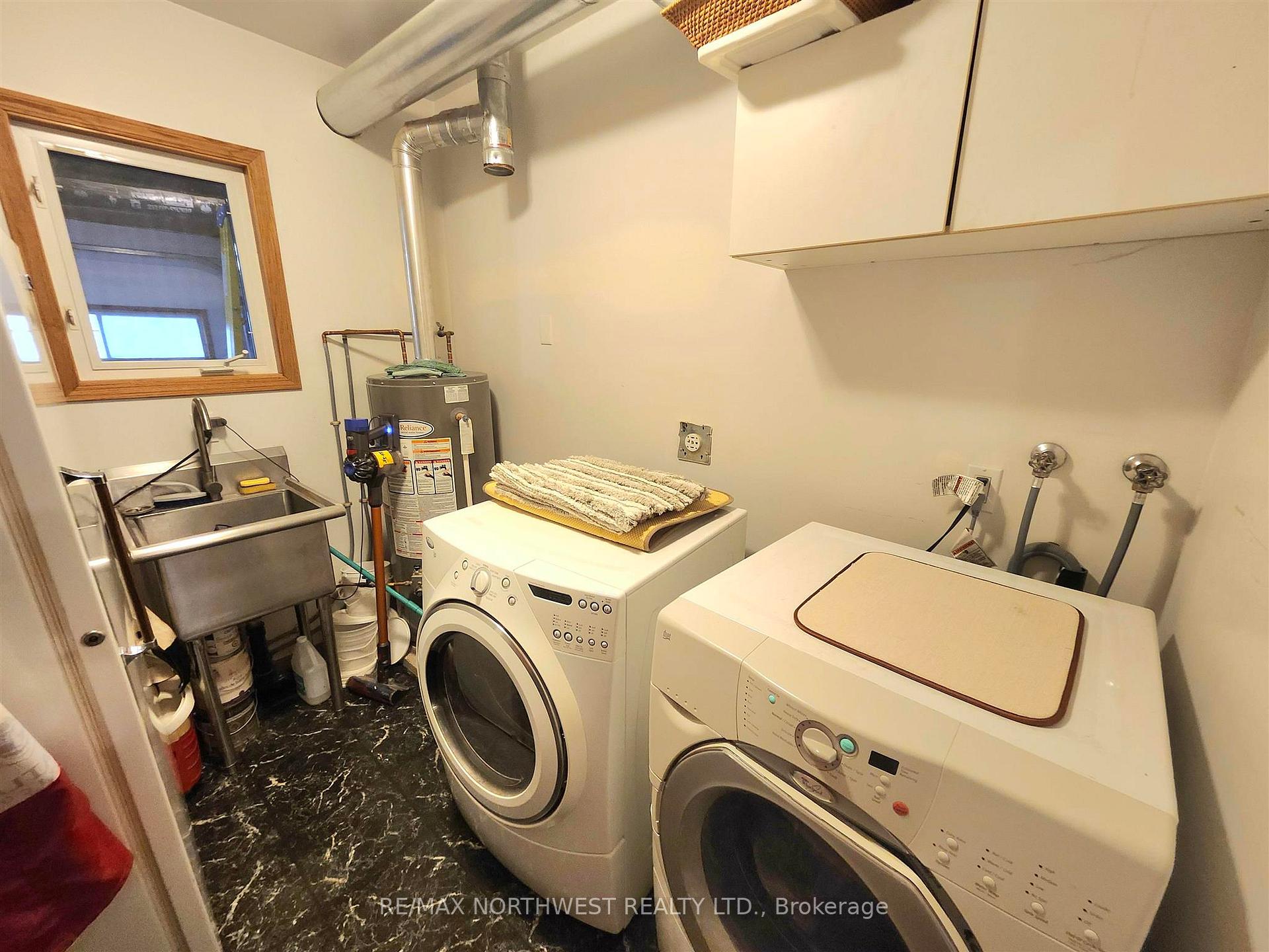 Photo 27 of 821 Seventh Avenue S, Kenora, Lakeside — HOMEH