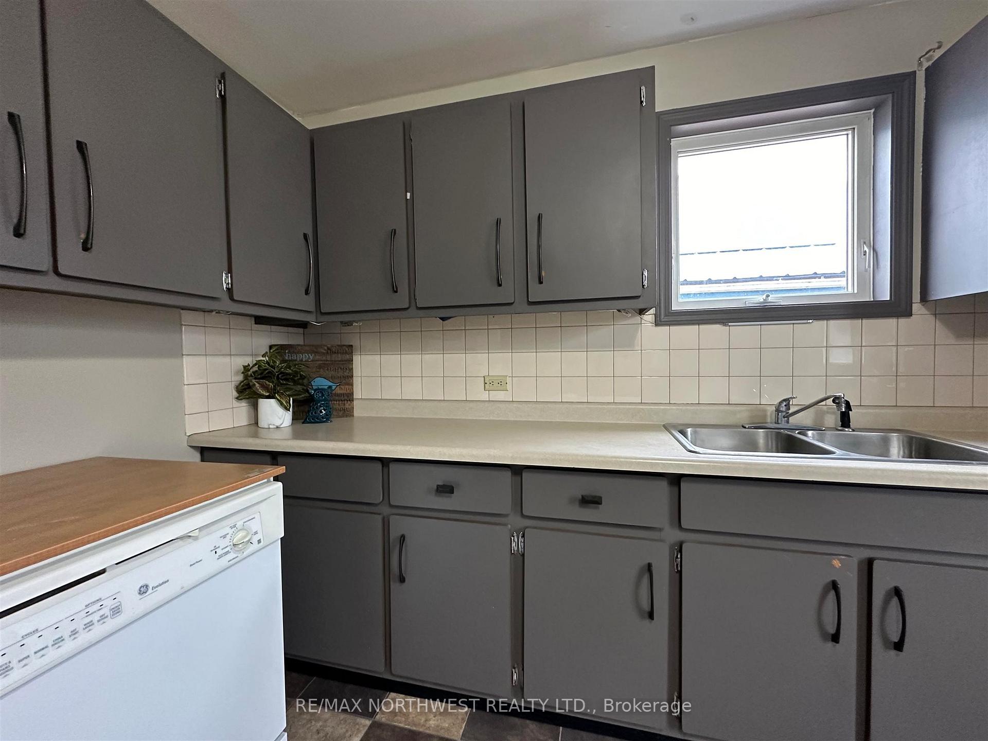 Photo 7 of 1215 Third Street E, Fort Frances — HOMEH