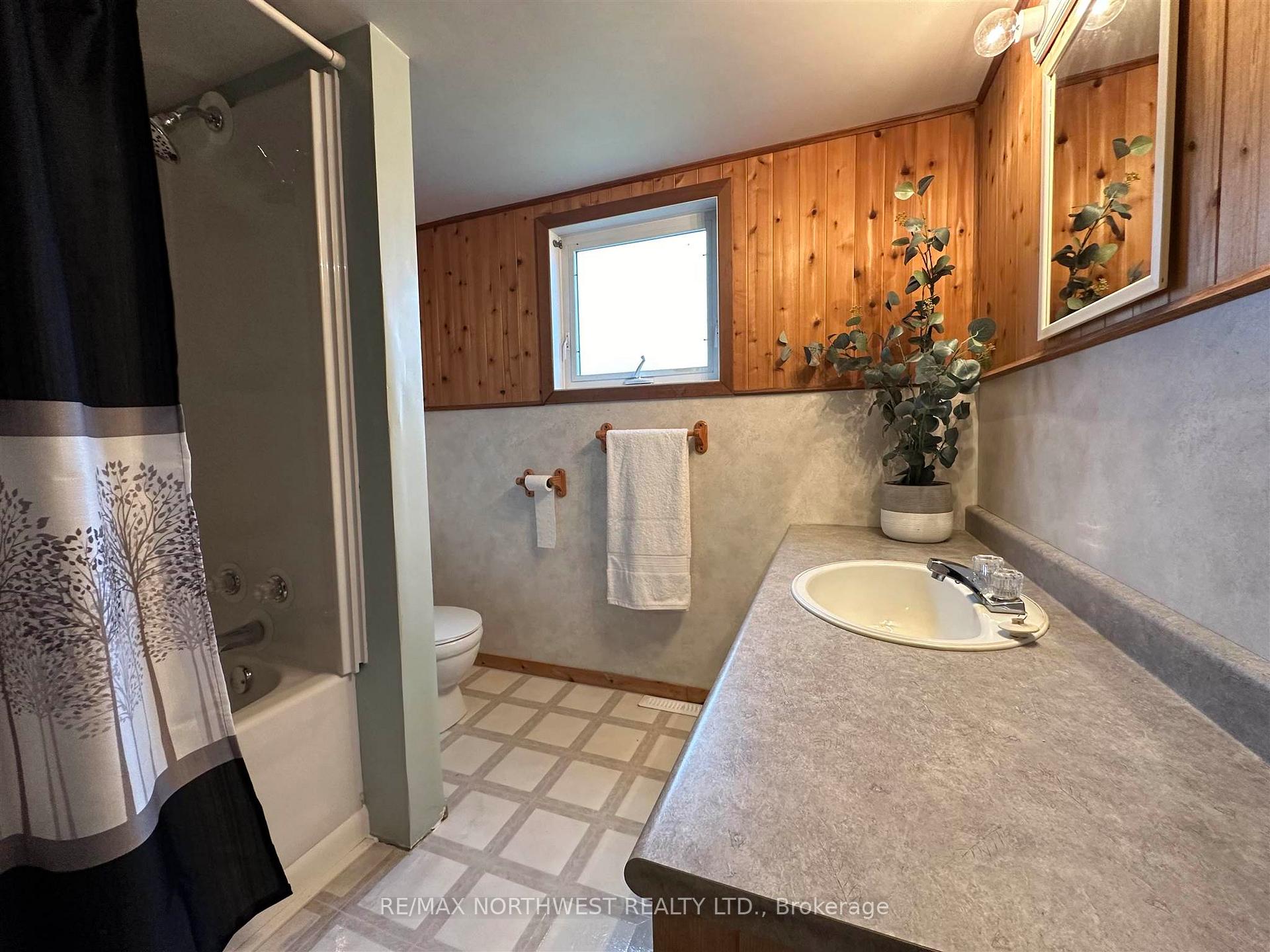 Photo 17 of 1215 Third Street E, Fort Frances — HOMEH