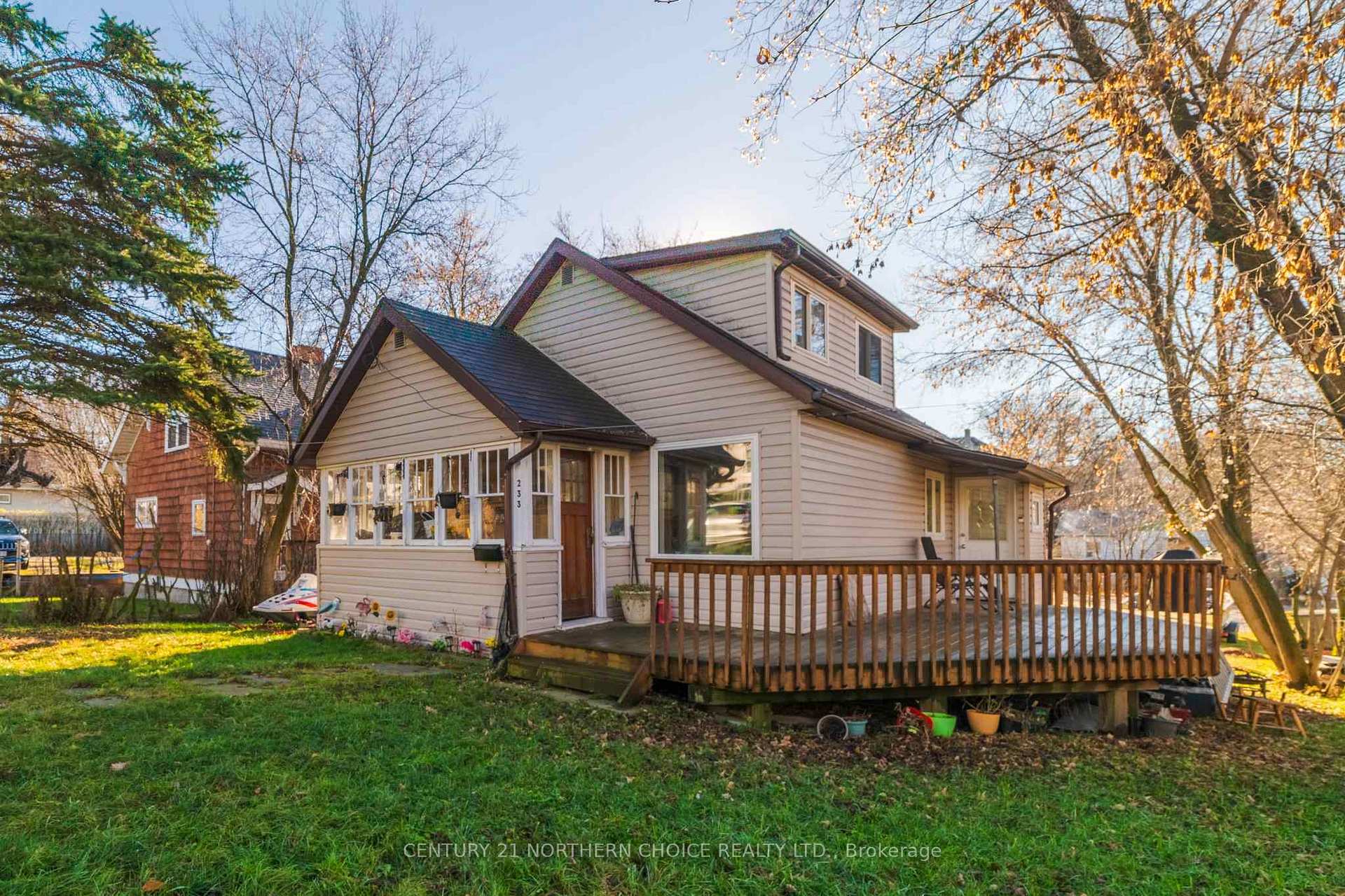 Photo 1 of 233 Third Street N, Kenora, North End — HOMEH
