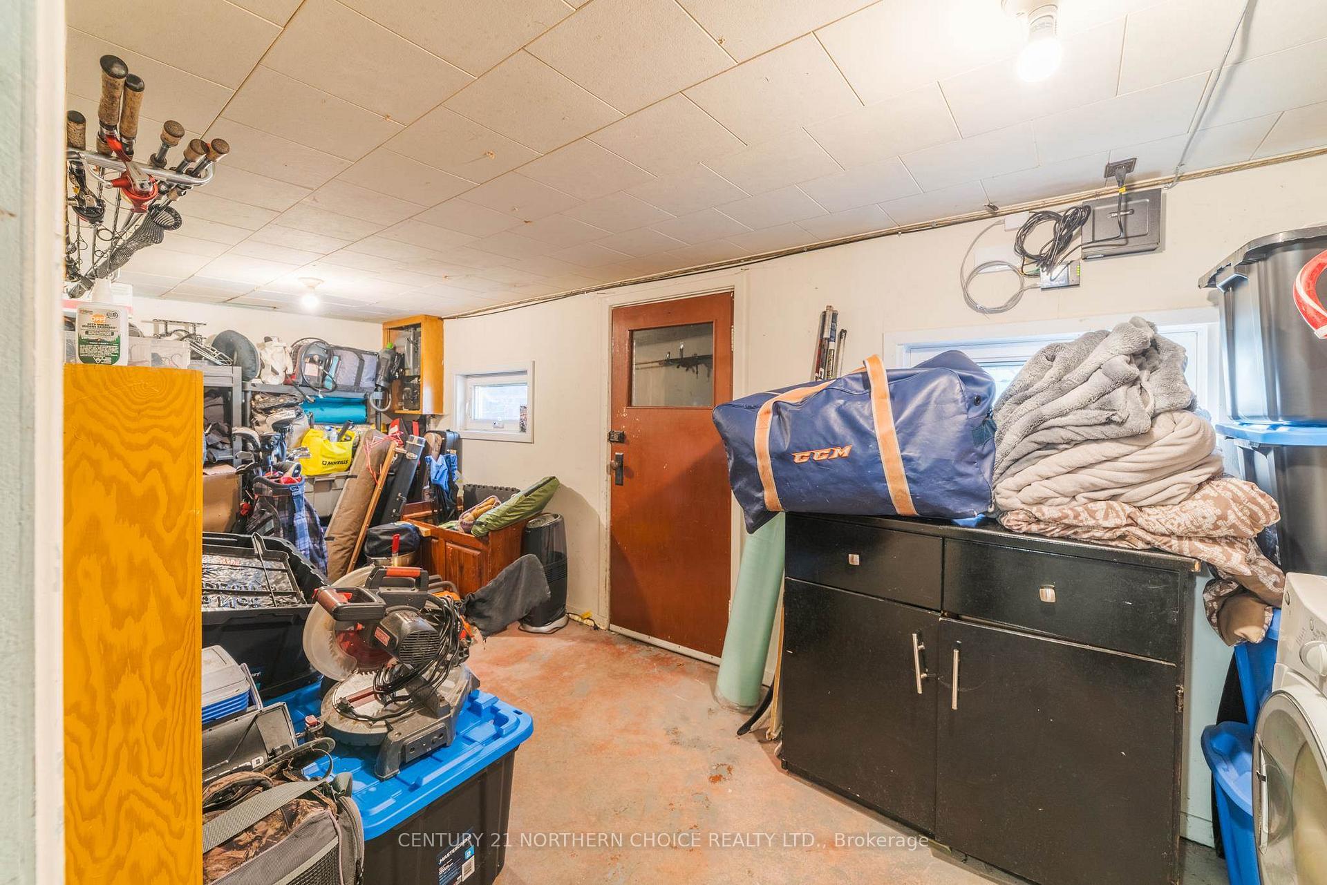 Photo 23 of 233 Third Street N, Kenora, North End — HOMEH
