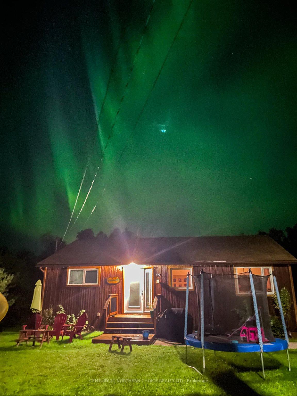 Photo 22 of 29 Cochenour Crescent, Red Lake — HOMEH