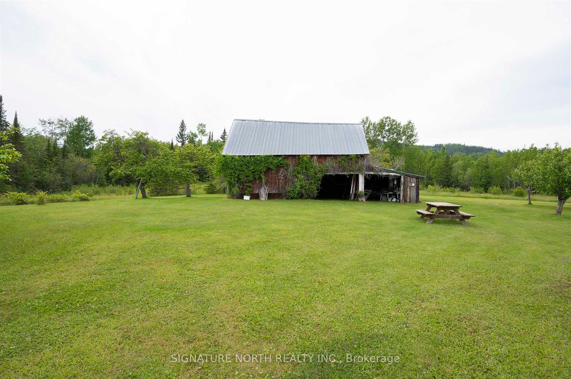 Photo 35 of 48 Anderson Road, Neebing, Crooks — HOMEH