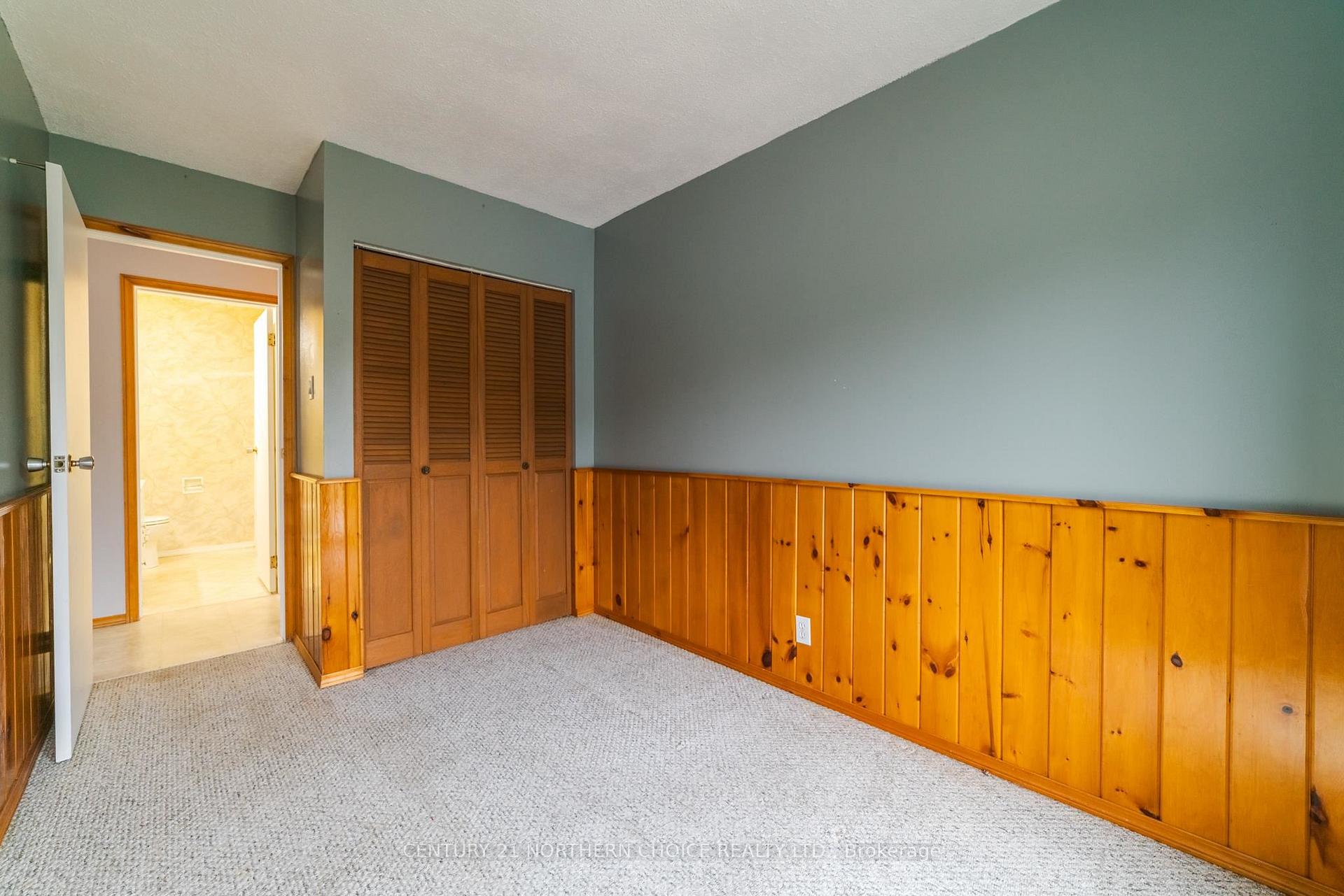 Photo 16 of 921 Valley Drive, Kenora, Evergreen — HOMEH