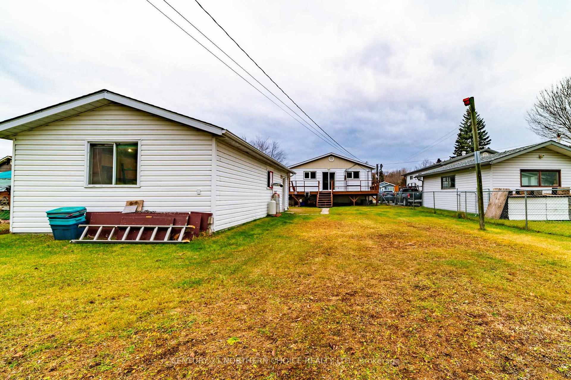 Photo 27 of 921 Valley Drive, Kenora, Evergreen — HOMEH