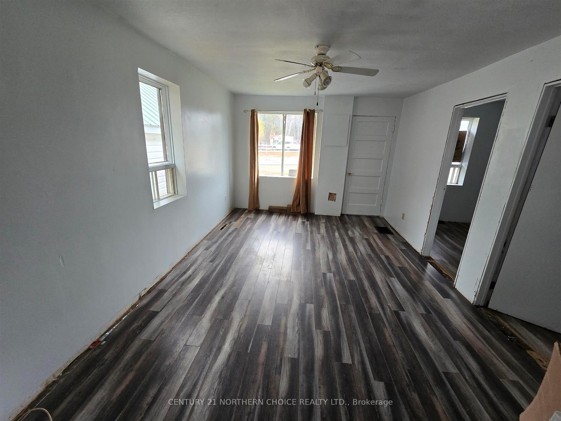 Photo 13 of 39 Spruce Avenue, Machin — HOMEH