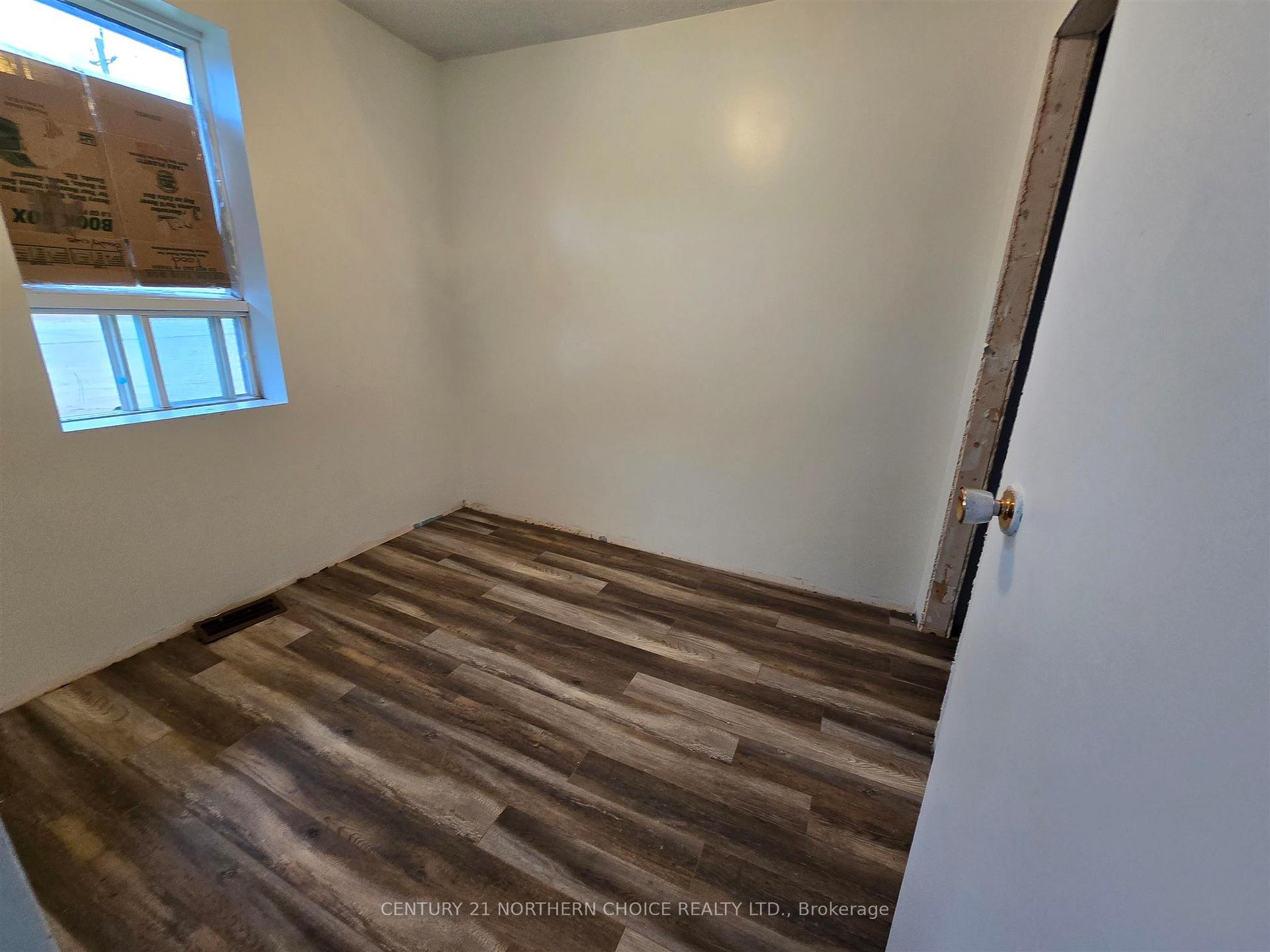 Photo 15 of 39 Spruce Avenue, Machin — HOMEH